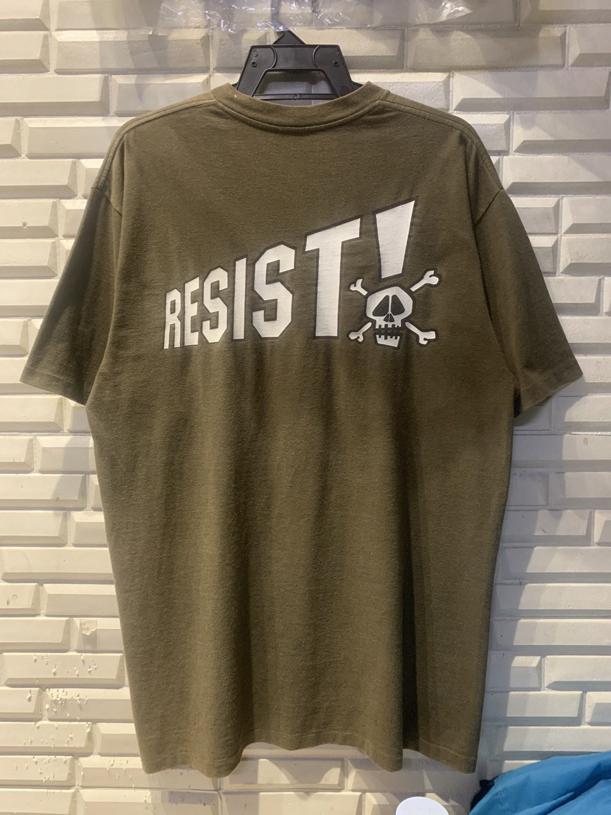 Stussy Vintage Stussy Corporation Resist/Rasta Flags Tee Army Green Size US L / EU 52-54 / 3 - 4 Thumbnail