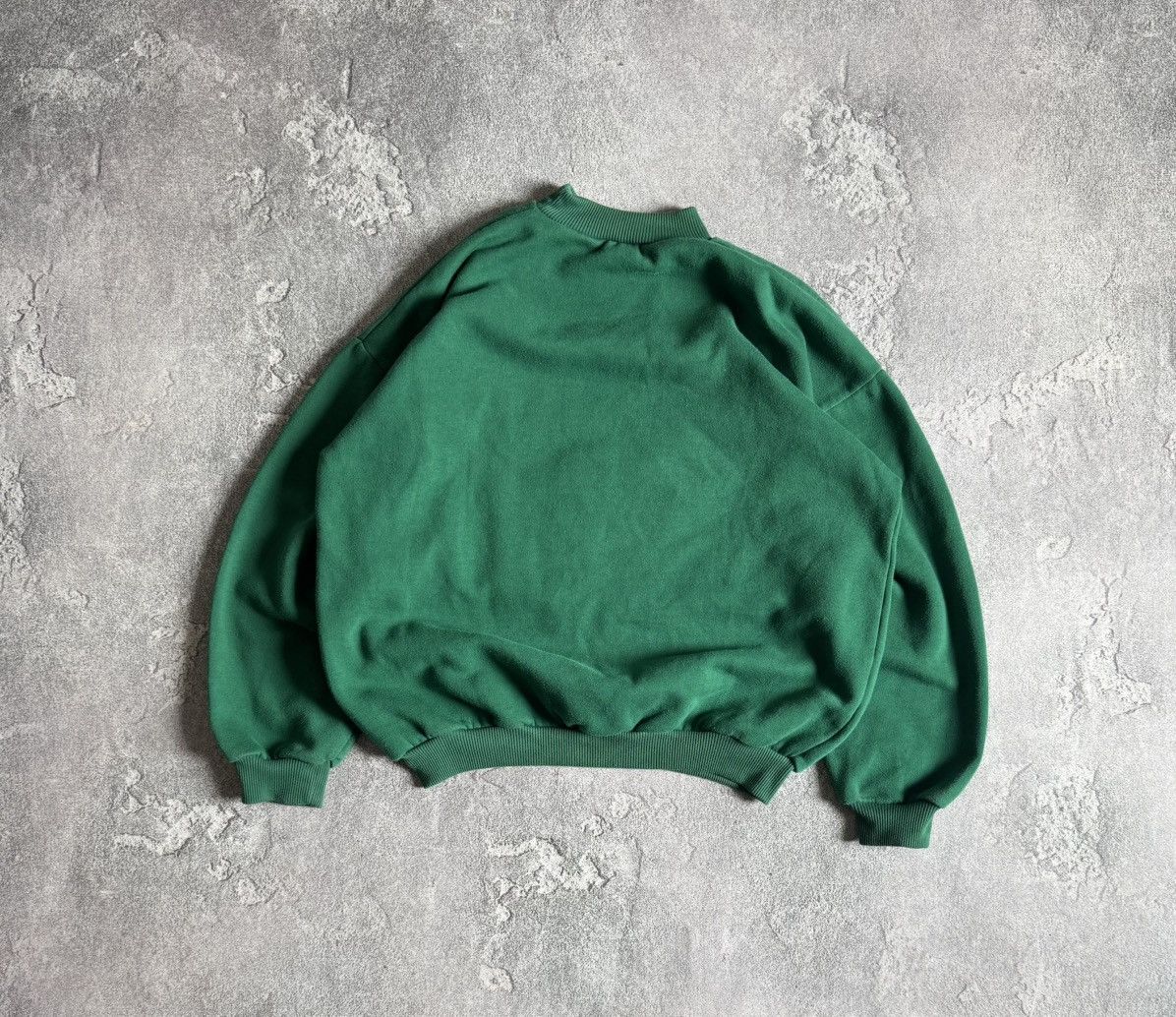 Disney AMERICANWEAR Disney vintage retro MICKEY sweatshirt jumper Size US M / EU 48-50 / 2 - 11 Thumbnail