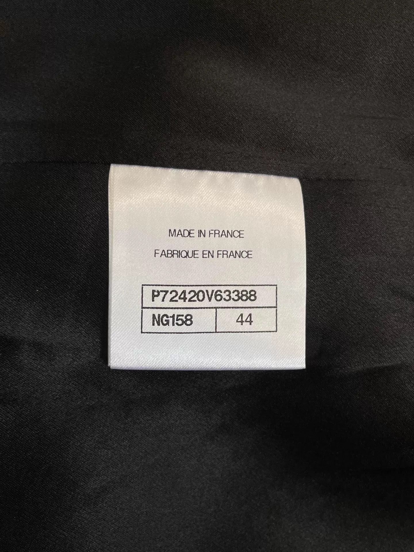Chanel CHANEL White & Black Tweed Satin Peak Lapel Jacket Size L / US 10 / IT 46 - 6 Thumbnail