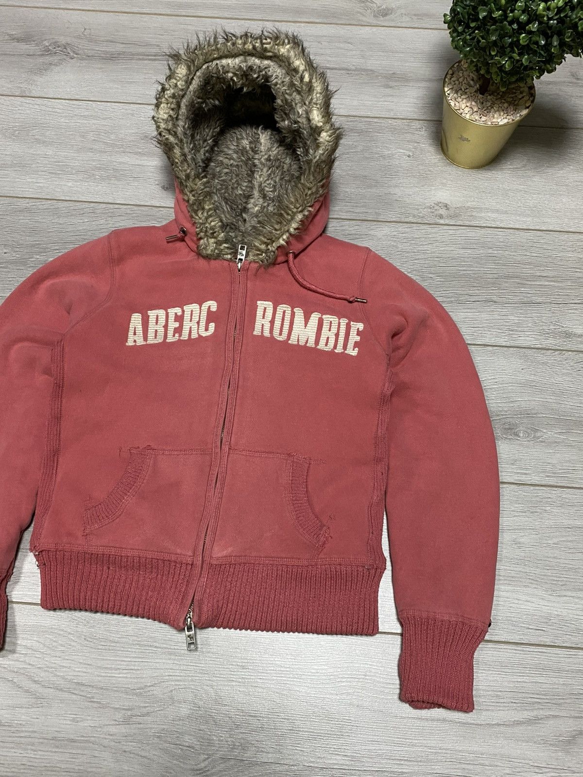 Abercrombie & Fitch Abercrombie & Fitch fur zip hoodie spell out big logo Size L / US 10 / IT 46 - 2 Thumbnail