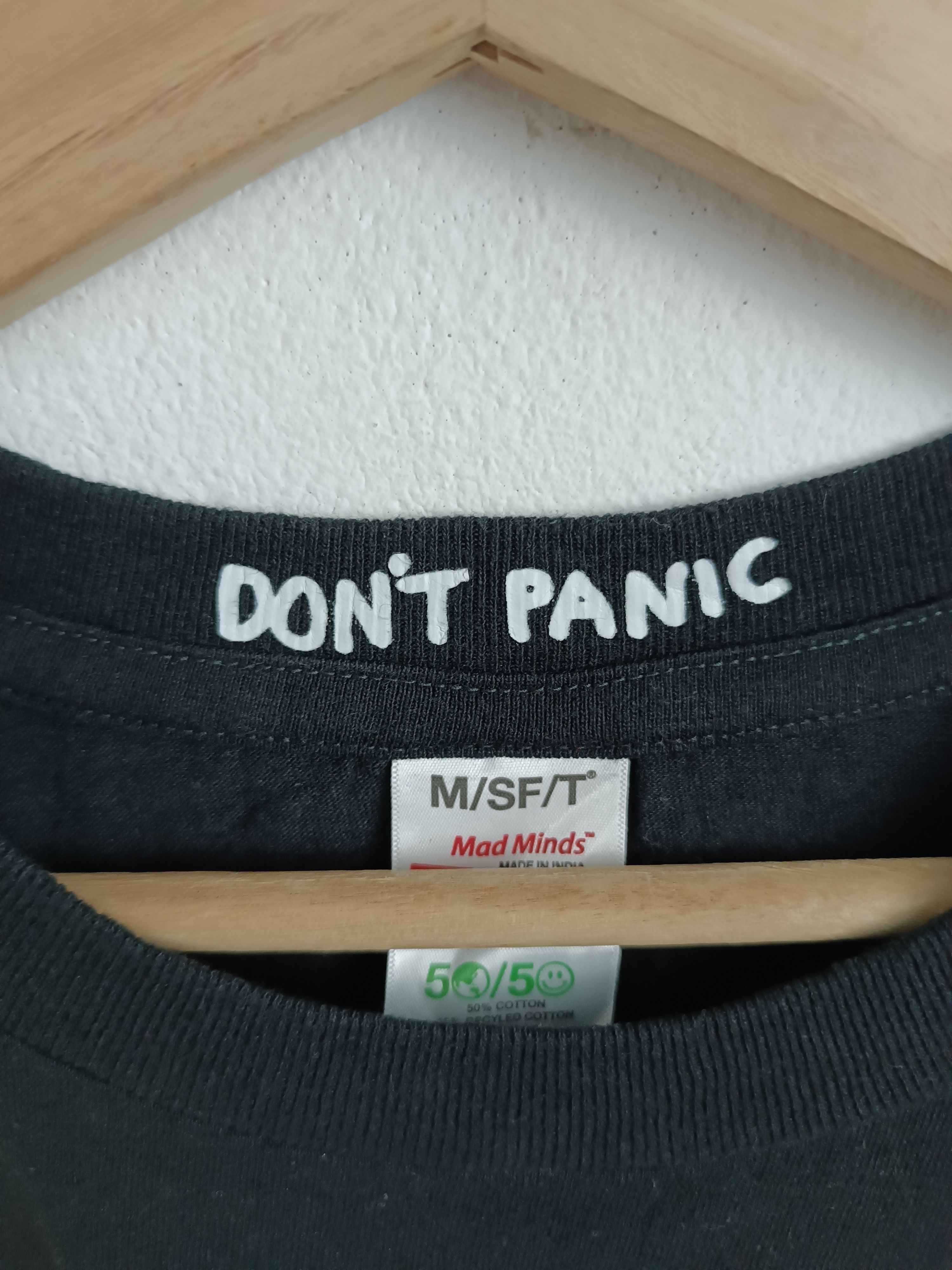 Other VINTAGE MAD MINDS DON'T PANIC TEE horror scary spooky Size US XXL / EU 58 / 5 - 8 Thumbnail