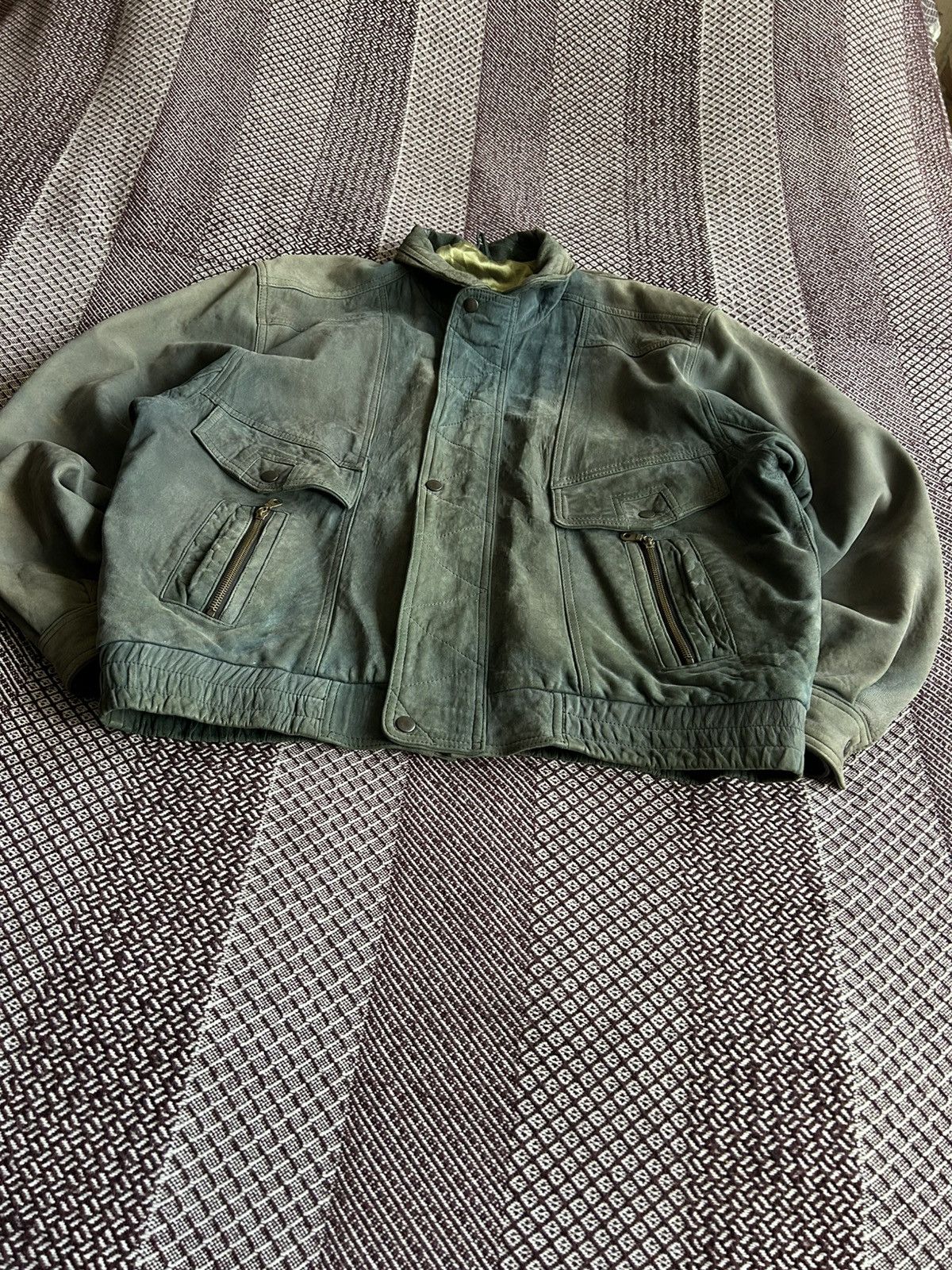 Genuine Leather Vintage Leather Bomber Jacket Heavy Faded Thrashed Size L Size US L / EU 52-54 / 3 - 3 Thumbnail
