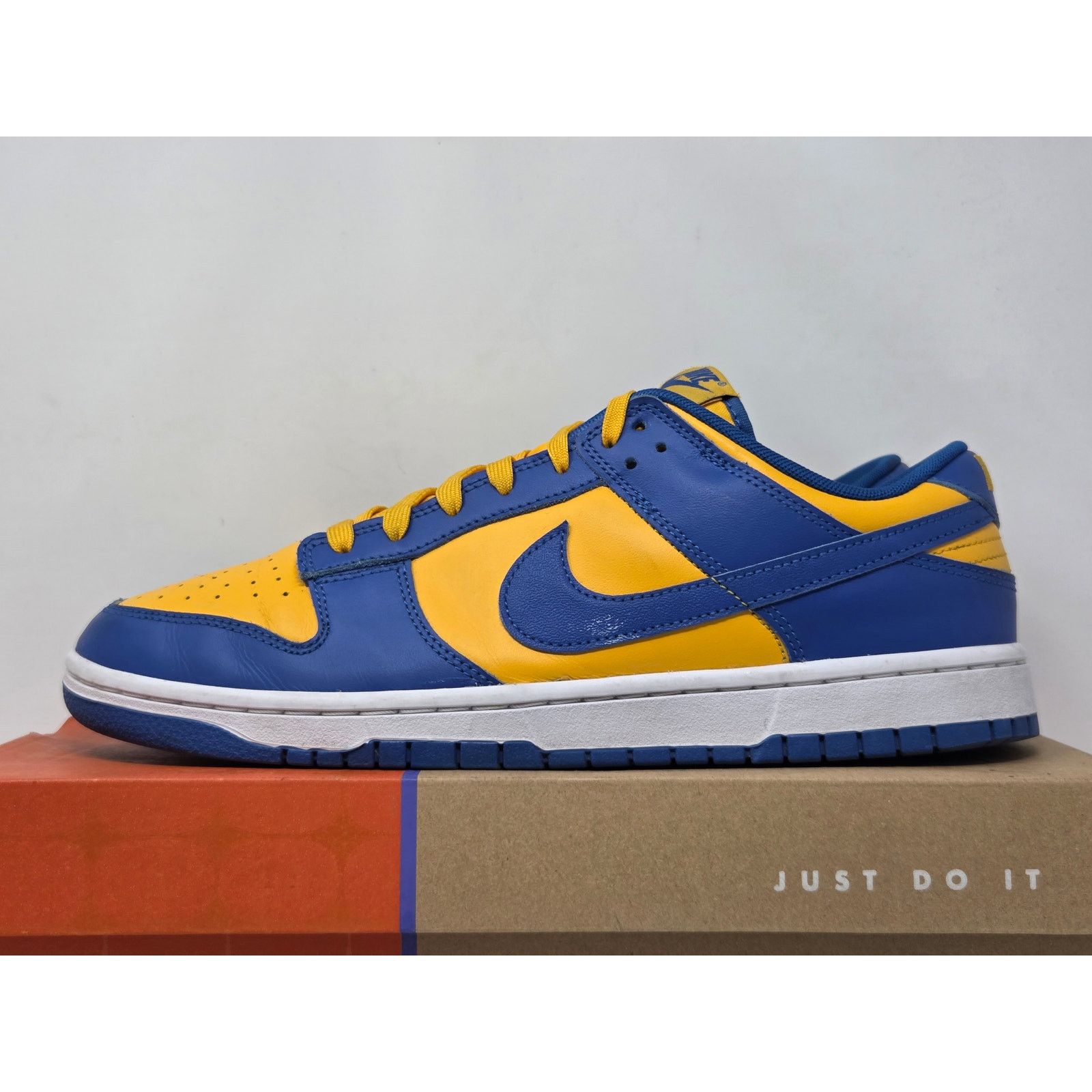 Nike Nike Dunk Low UCLA DD1391-402 Size 11.5 WORN Size US 11.5 / EU 44-45 - 3 Thumbnail