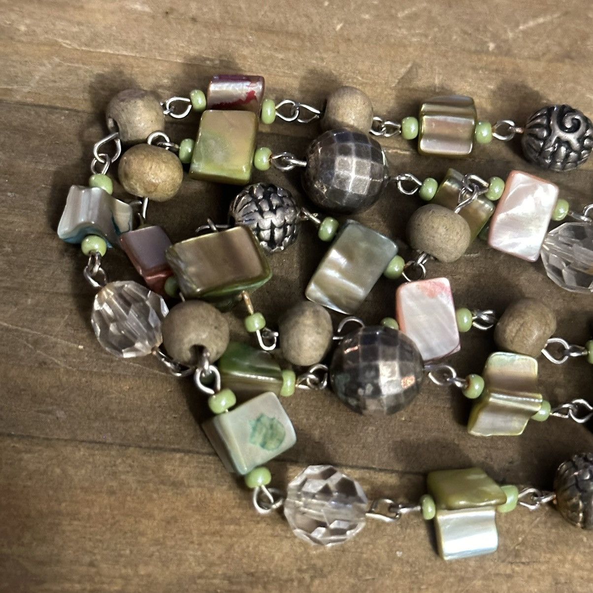 Vintage Vintage long abalone shell and bead necklace Size ONE SIZE - 4 Thumbnail