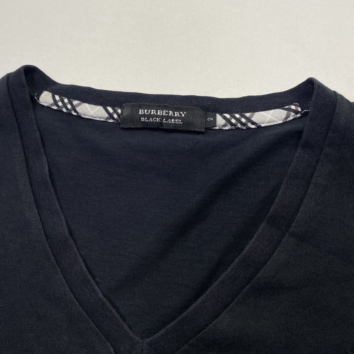 Burberry Burberry Black Label Vneck T-Shirt Size US S / EU 44-46 / 1 - 3 Thumbnail