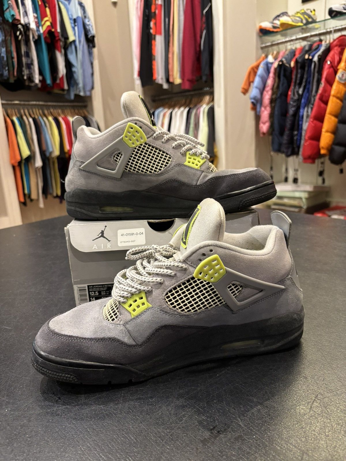 Jordan Brand Jordan 4 Retro ‘SE 95 Neon’ Size US 12.5 / EU 45-46 - 2 Thumbnail