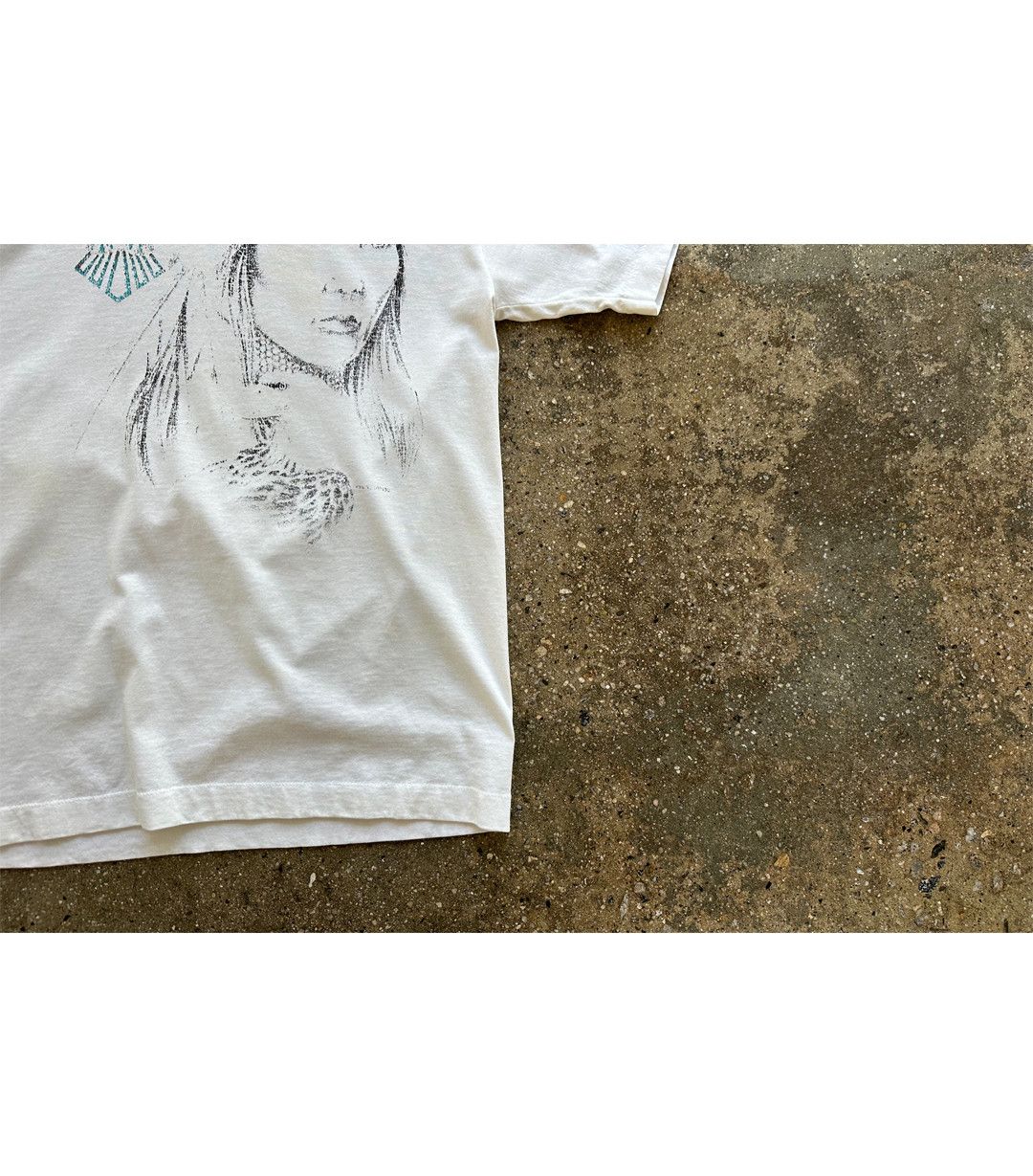 Vintage 90's Vintage Native American Woman T-Shirt Size US M / EU 48-50 / 2 - 4 Thumbnail