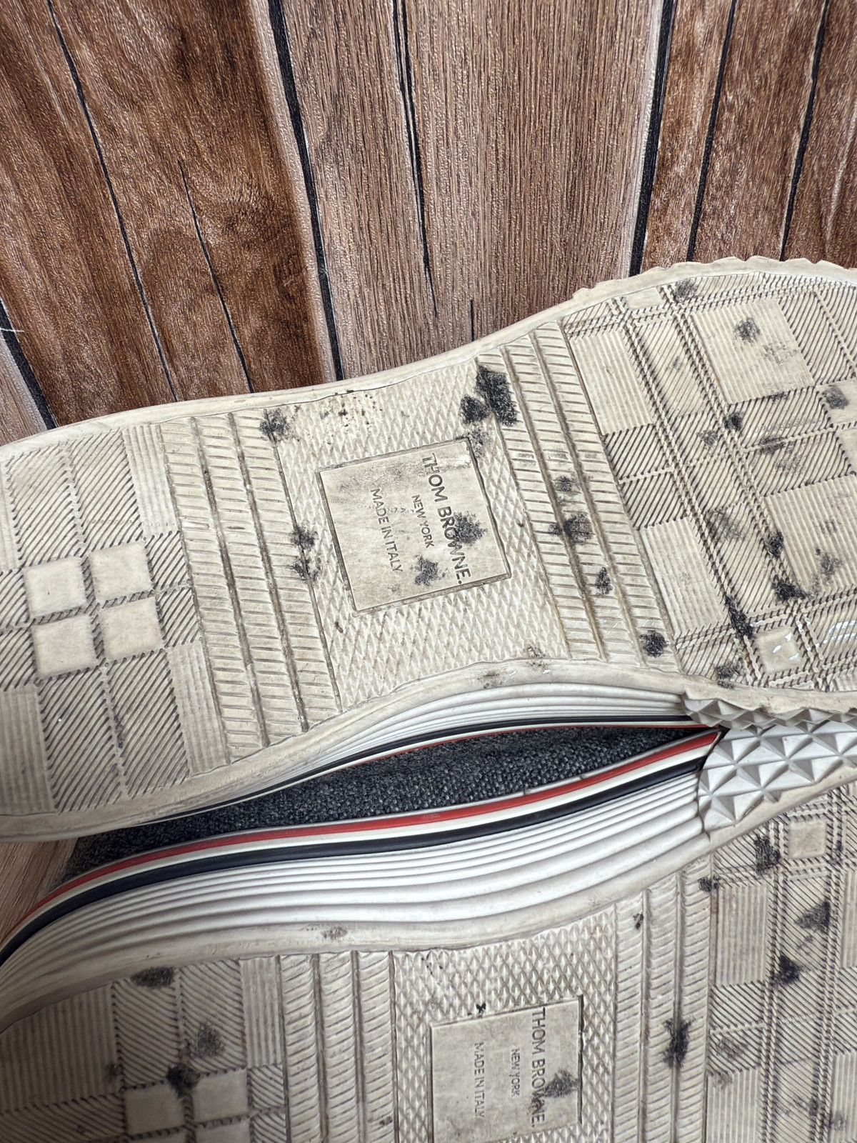 Thom Browne Grey collegiate sneaker Size US 10 / EU 43 - 14 Thumbnail
