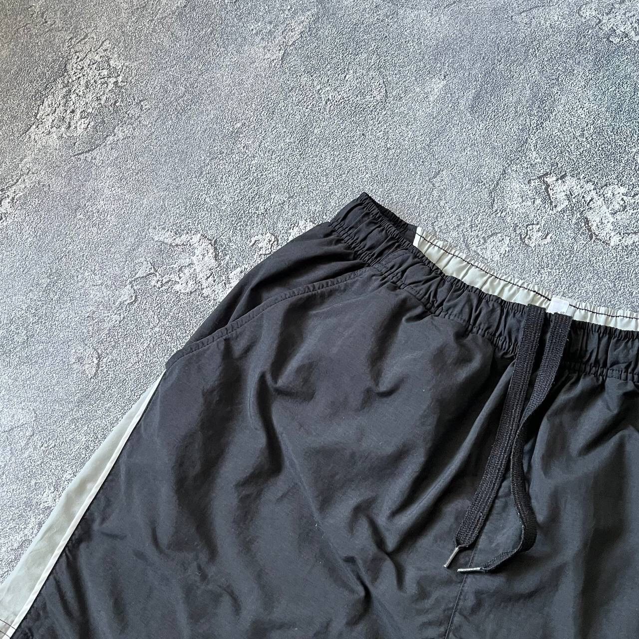 Nike Vintage Nike 90s Retro Drill Black Shorts Size XL Size US 35 - 8 Thumbnail