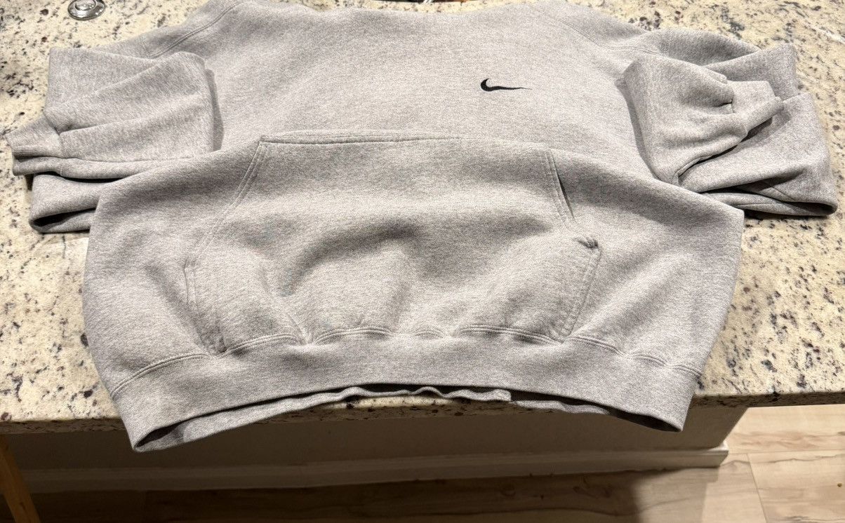 Nike Nike grey "classic" hoodie vintage Size US XL / EU 56 / 4 - 1 Thumbnail