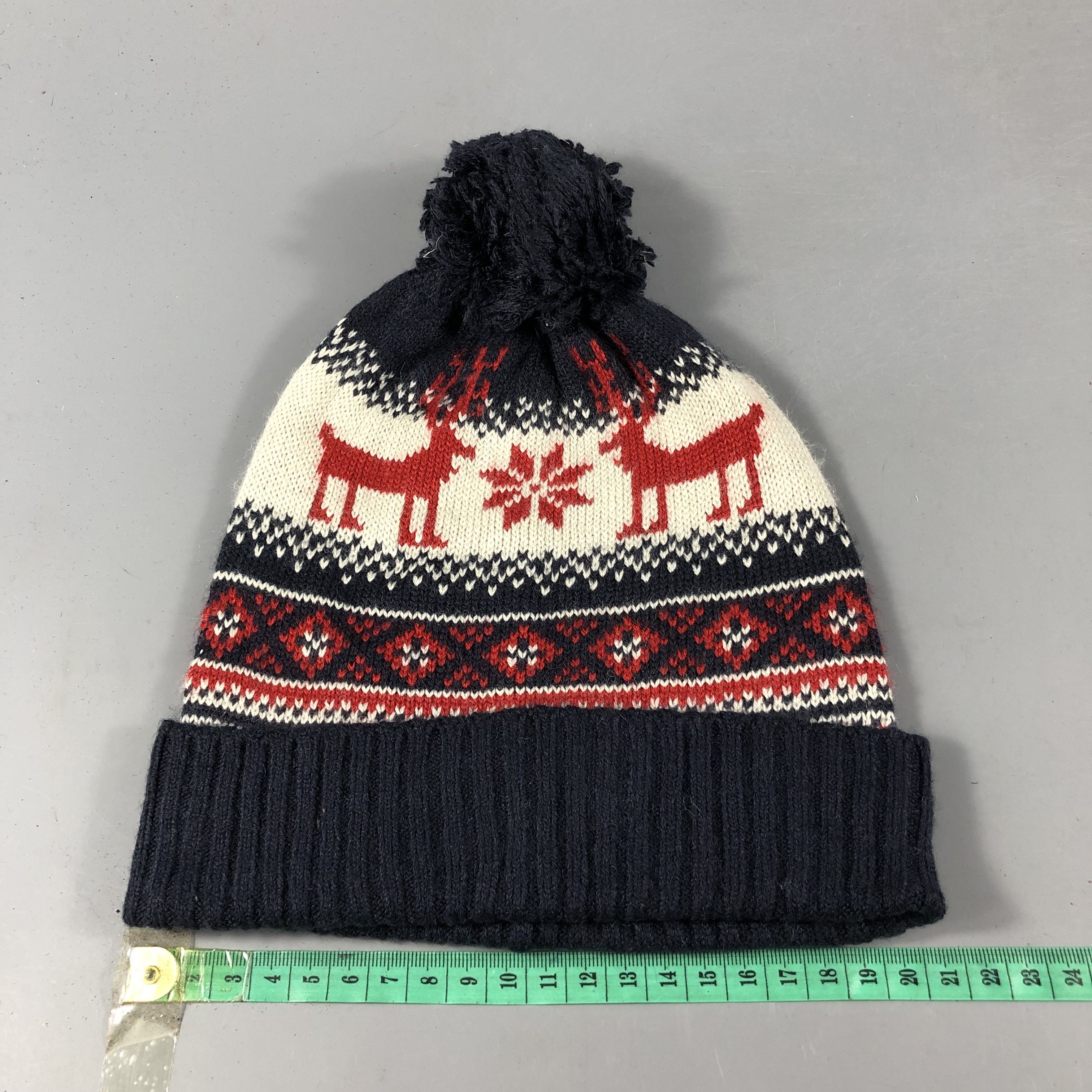 Uniqlo Uniqlo Fair Isle Bobble Beanie Snowcap Snow Hat B1041 Size ONE SIZE - 3 Thumbnail