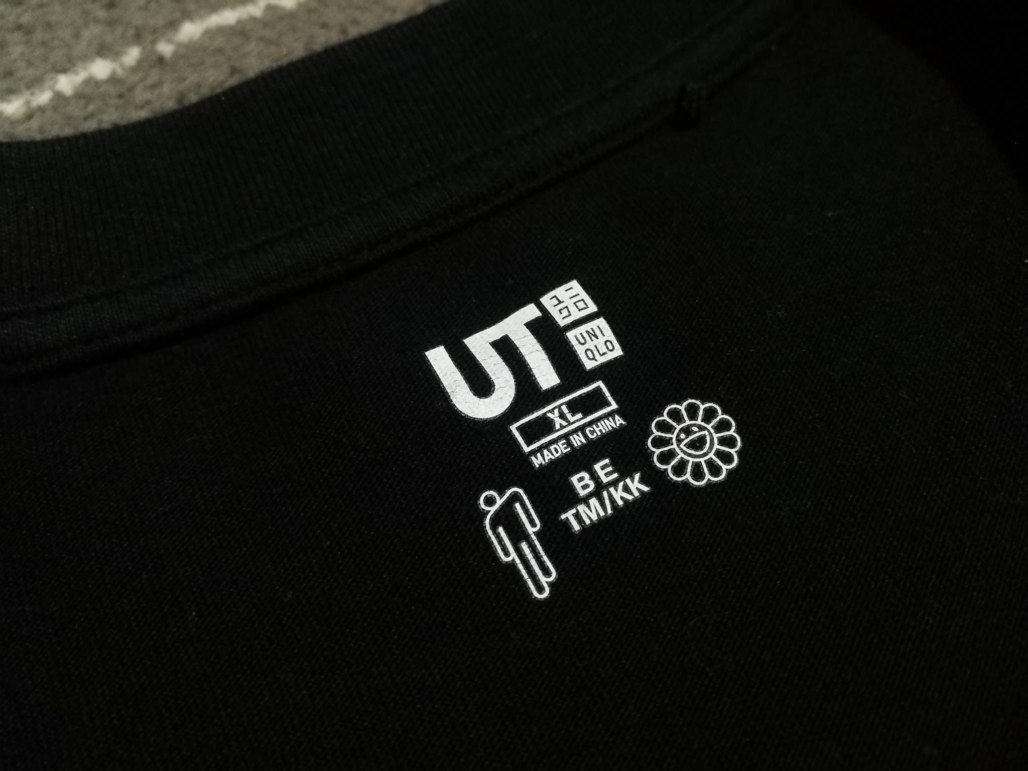 Uniqlo BILLIE EILISH by Takashi Murakami laddies XL 2020 Size L / US 10 / IT 46 - 3 Thumbnail