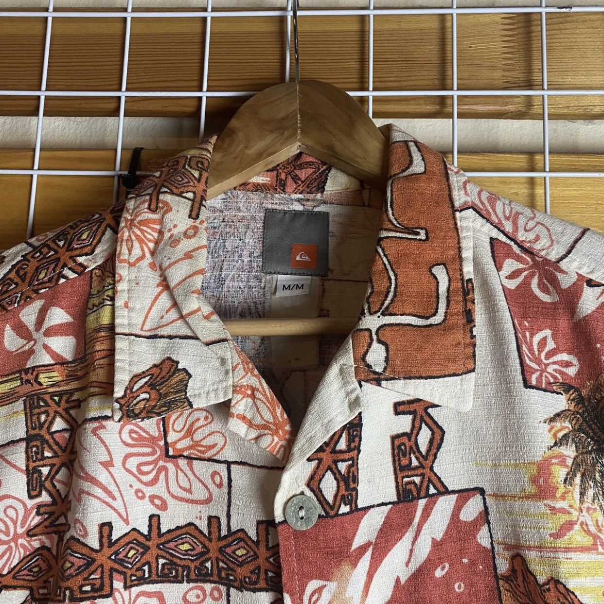 Quiksilver Vintage Quiksilver Tapa Print Hawaiian Shirt - [Size M] Size US M / EU 48-50 / 2 - 10 Thumbnail