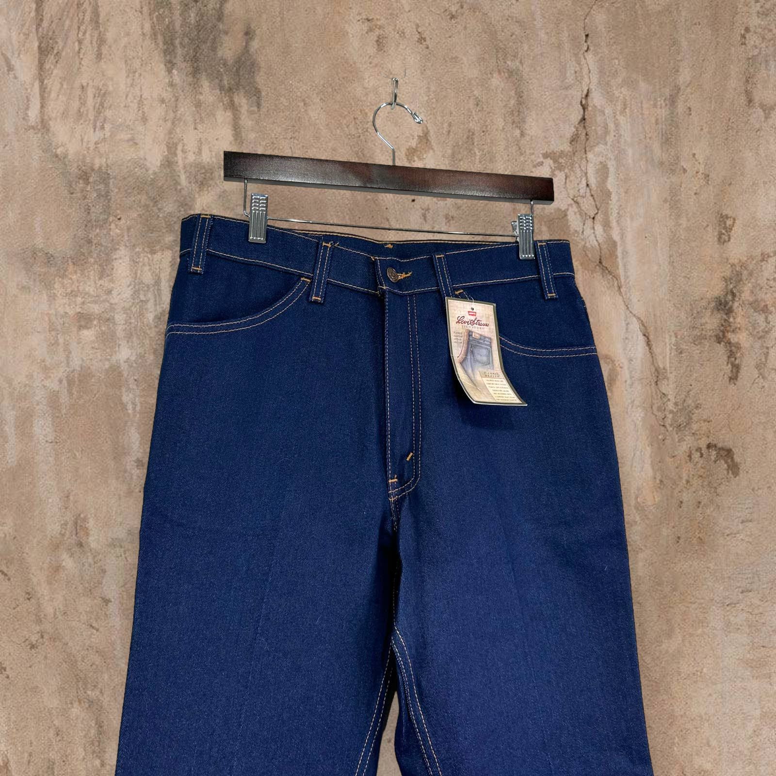 Levi's Vintage Levis Action Jeans Dark Wash Denim Brown Tab NWT 90s Size US 34 / EU 50 - 4 Thumbnail