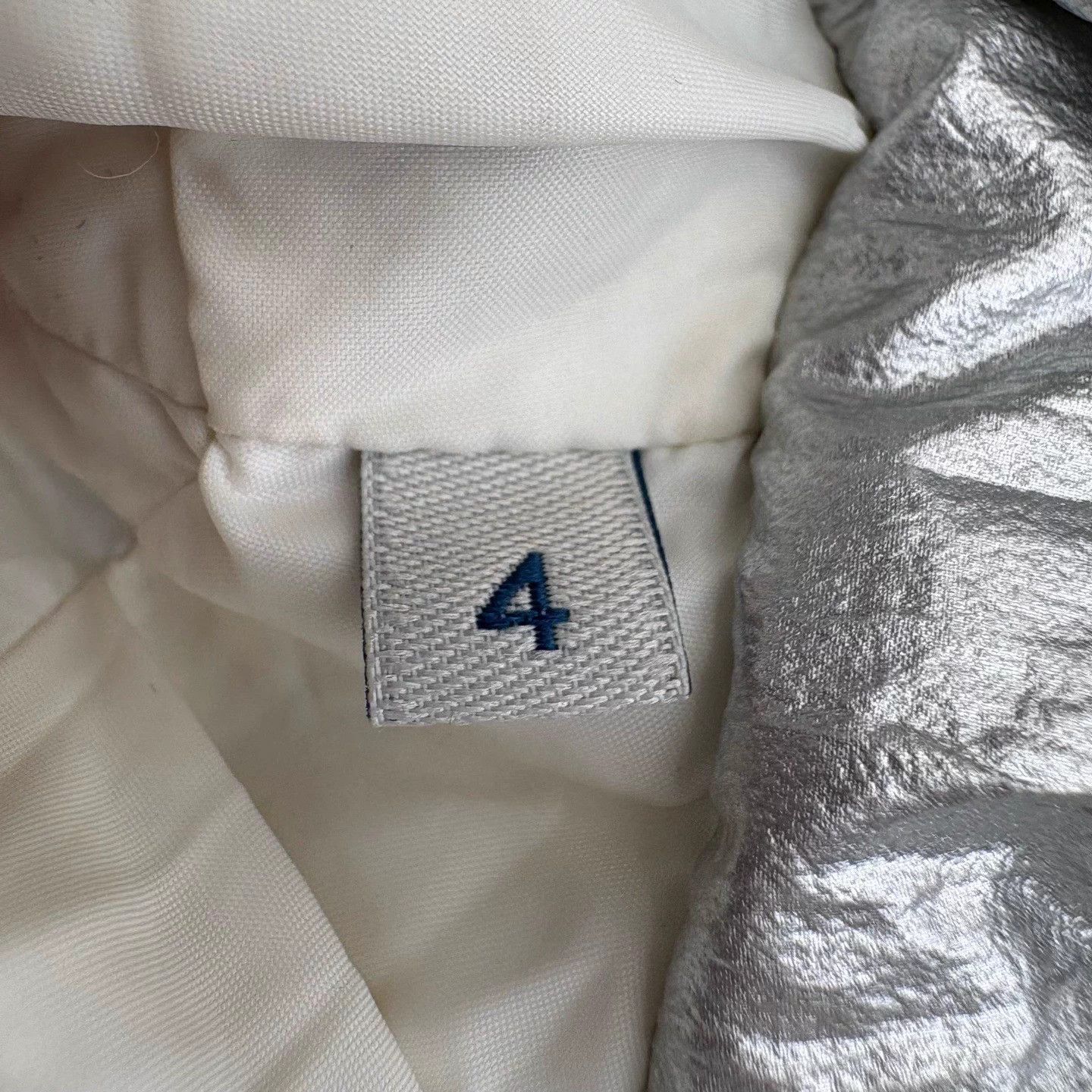 Moncler Moncler Fleece Pleated Silver X'mas Limited Down Jacket Size XL / US 12-14 / IT 48-50 - 7 Thumbnail