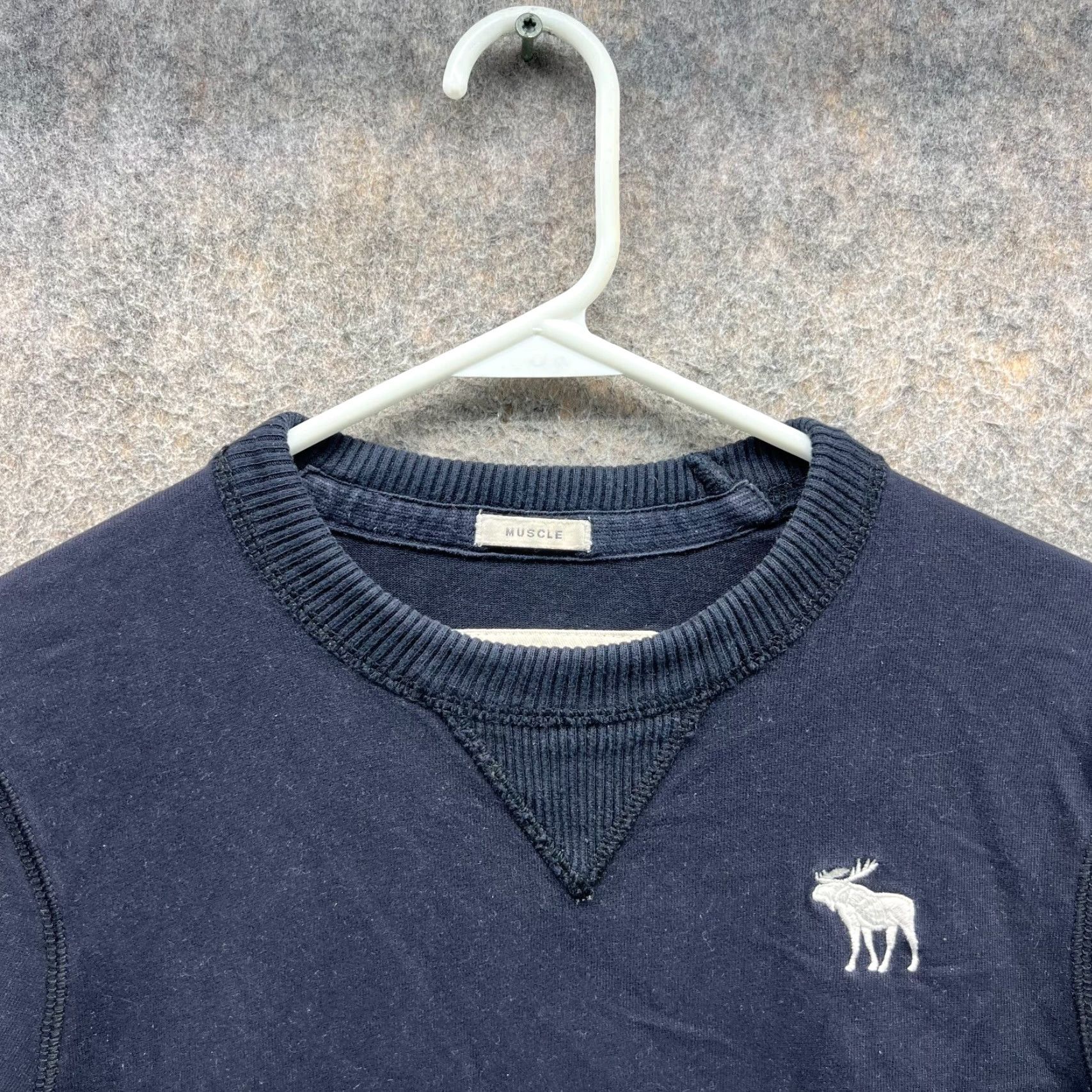 Abercrombie & Fitch VINTAGE Abercrombie & Fitch Sweater Women Small Blue Pullover Crewneck Embroidered Logo Size S / US 4 / IT 40 - 7 Thumbnail