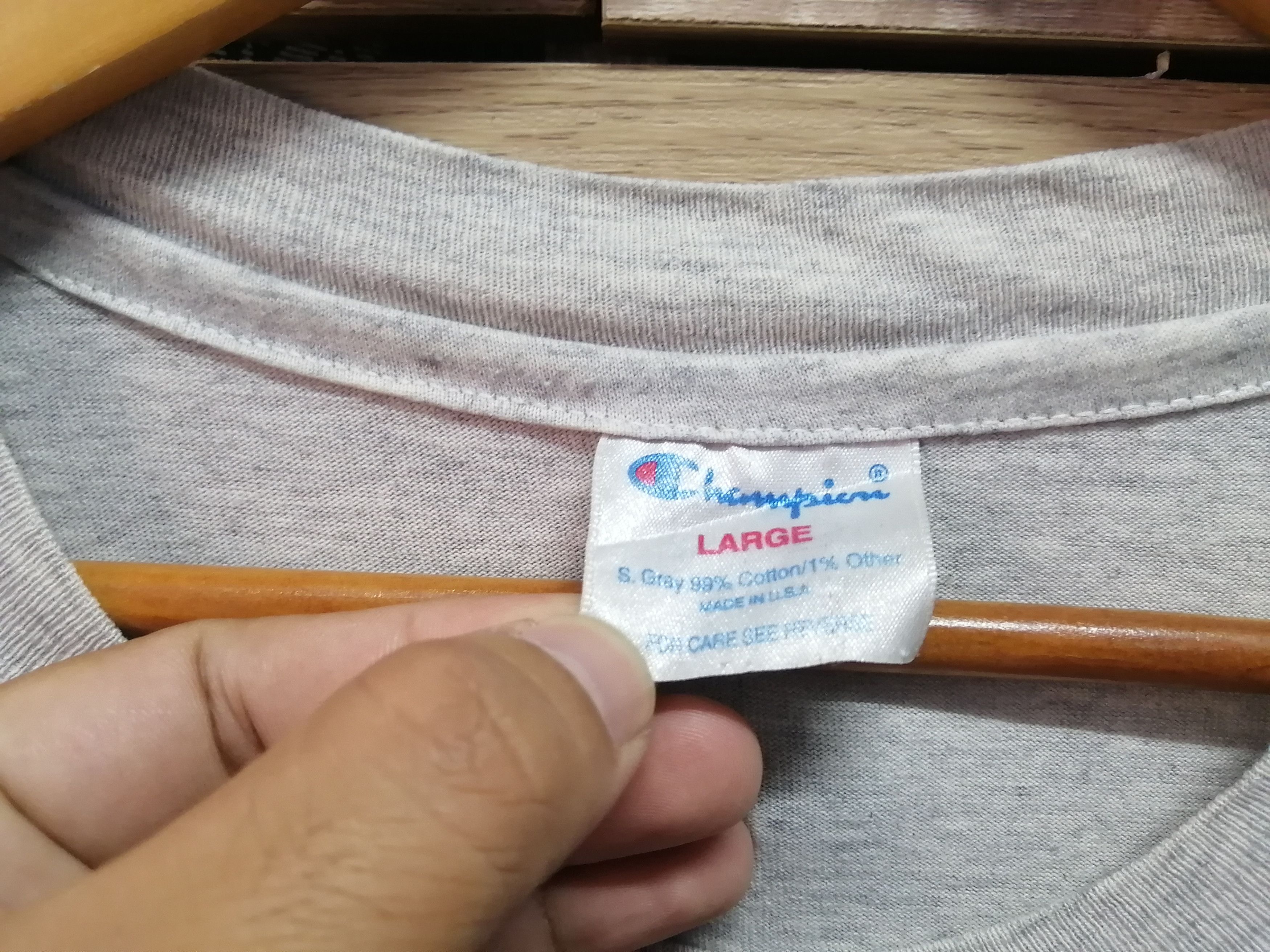 Vintage Thrashed Sun Faded Champion 90s Shirt Distressed Grunge Band Size US L / EU 52-54 / 3 - 5 Thumbnail