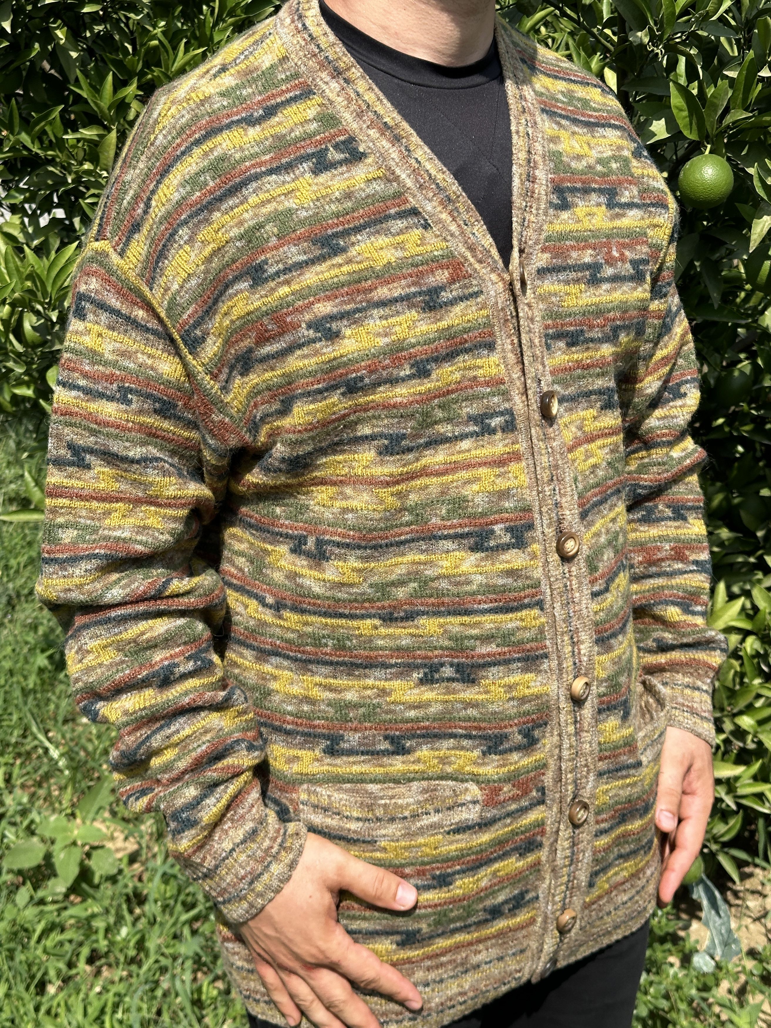 Missoni 1992 Missoni Cardigan 3D Knit Retro Jeresy Size 54 L XL Size US L / EU 52-54 / 3 - 10 Thumbnail