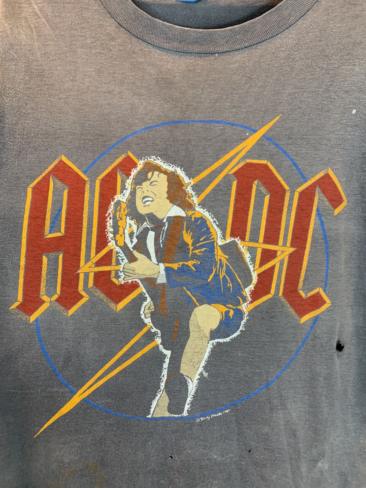 AC/DC × Vintage *RARE* Vintage 1980 AC/DC Back In Black Europe Tour T-Shirt Size US L / EU 52-54 / 3 - 6 Thumbnail