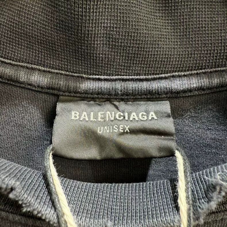 Balenciaga Balenciaga BB patch do old retro tape masking paper short Size US S / EU 44-46 / 1 - 2 Thumbnail
