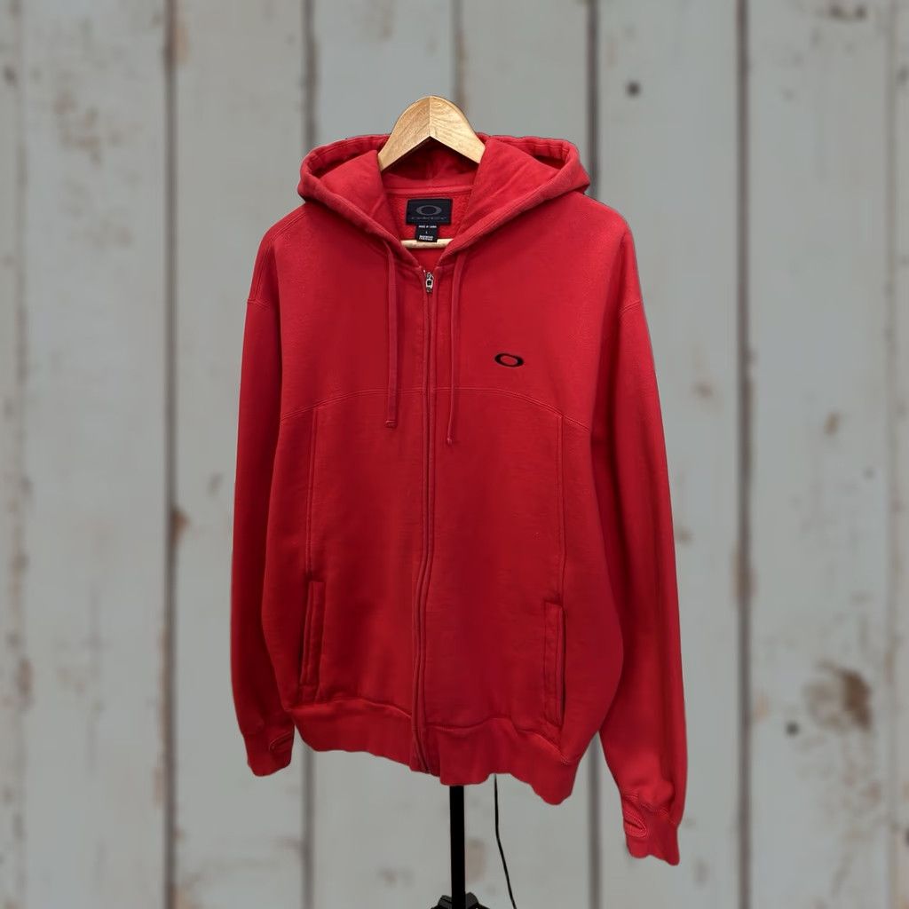 Oakley VINTAGE Oakley Hoodie Outdoor Men Red L Full Zip 90s Y2K Rare Retro Size US L / EU 52-54 / 3 - 1 Thumbnail