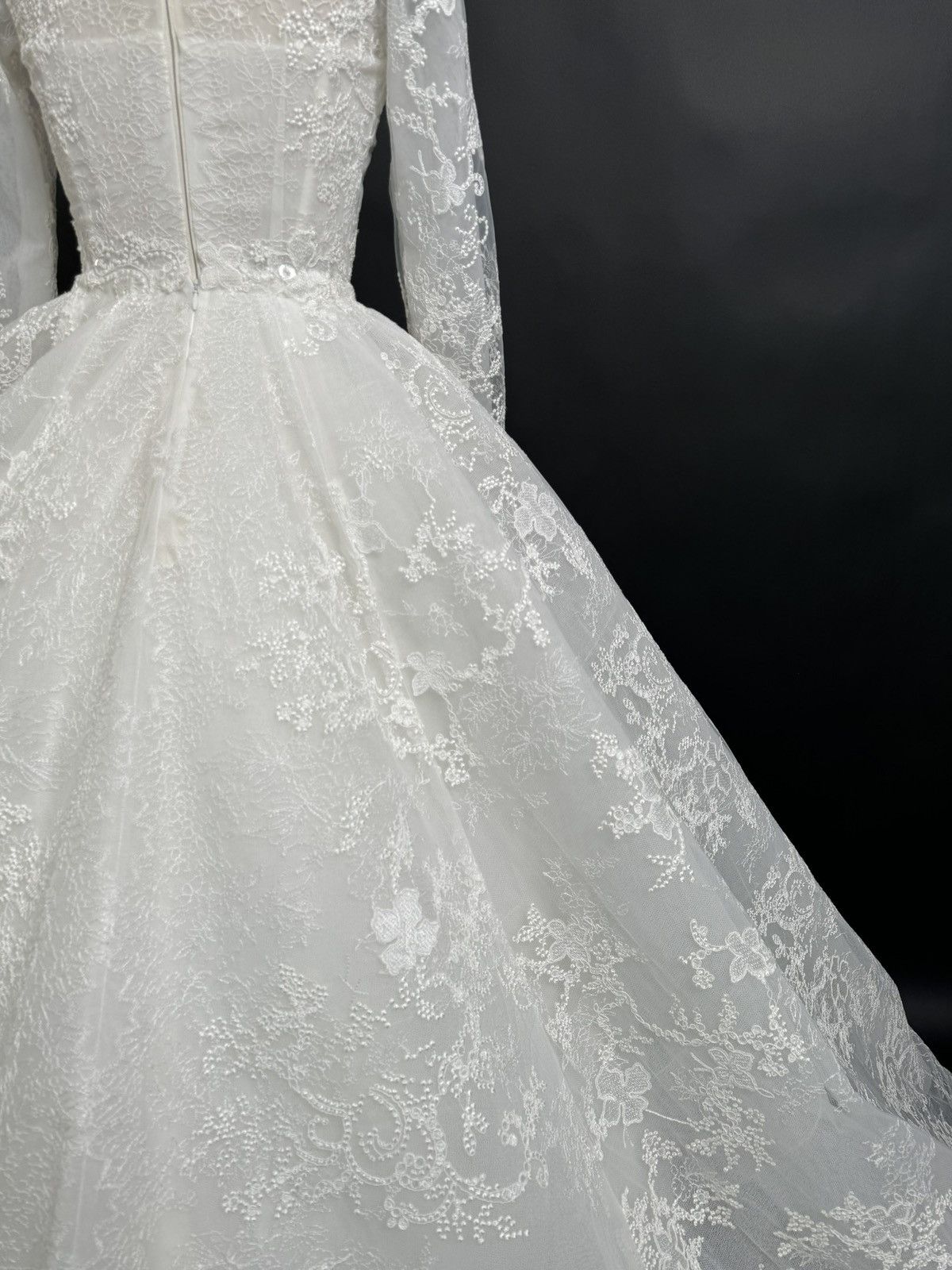 Other Preloved US 2 Anna Augusta French Corded Lace Bridal Dress Size XS / US 0-2 / IT 36-38 - 7 Thumbnail