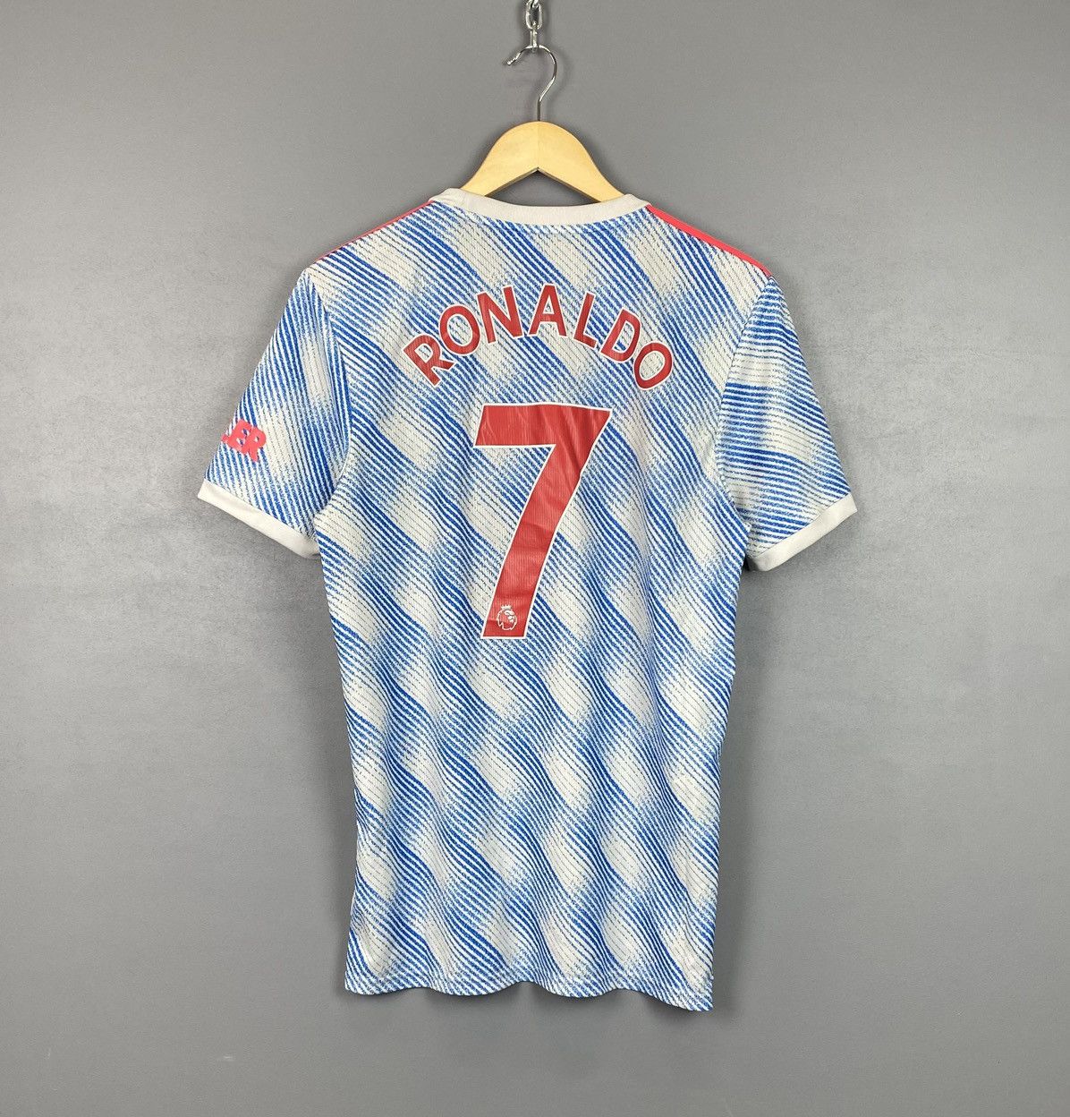 Other Adidas Manchester United Soccer Jersey Shirt #7 Ronaldo 2021 Size US M / EU 48-50 / 2 - 13 Thumbnail