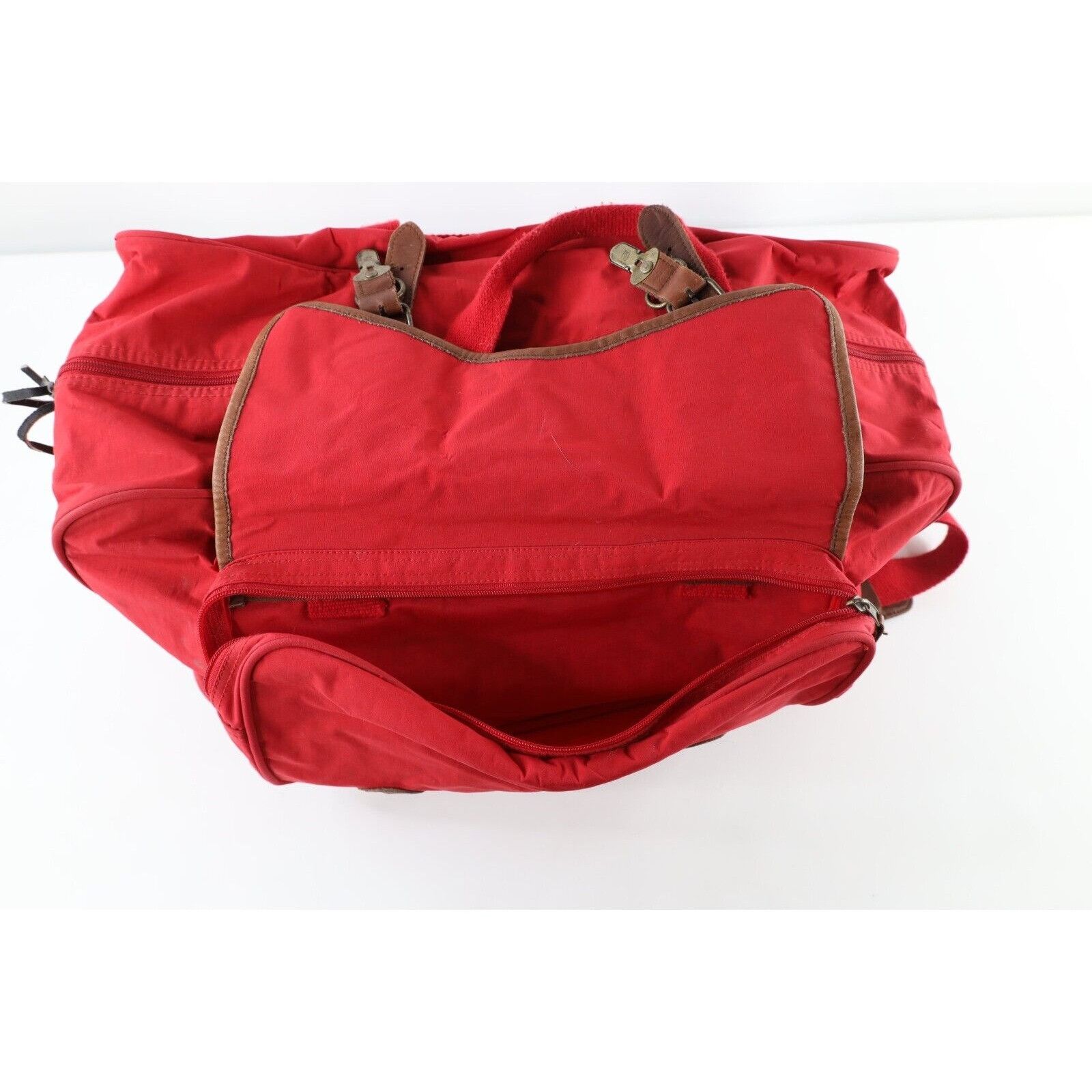 Marlboro × Vintage Vintage 90s Distressed Spell Out Marlboro Duffel Bag Size ONE SIZE - 13 Thumbnail