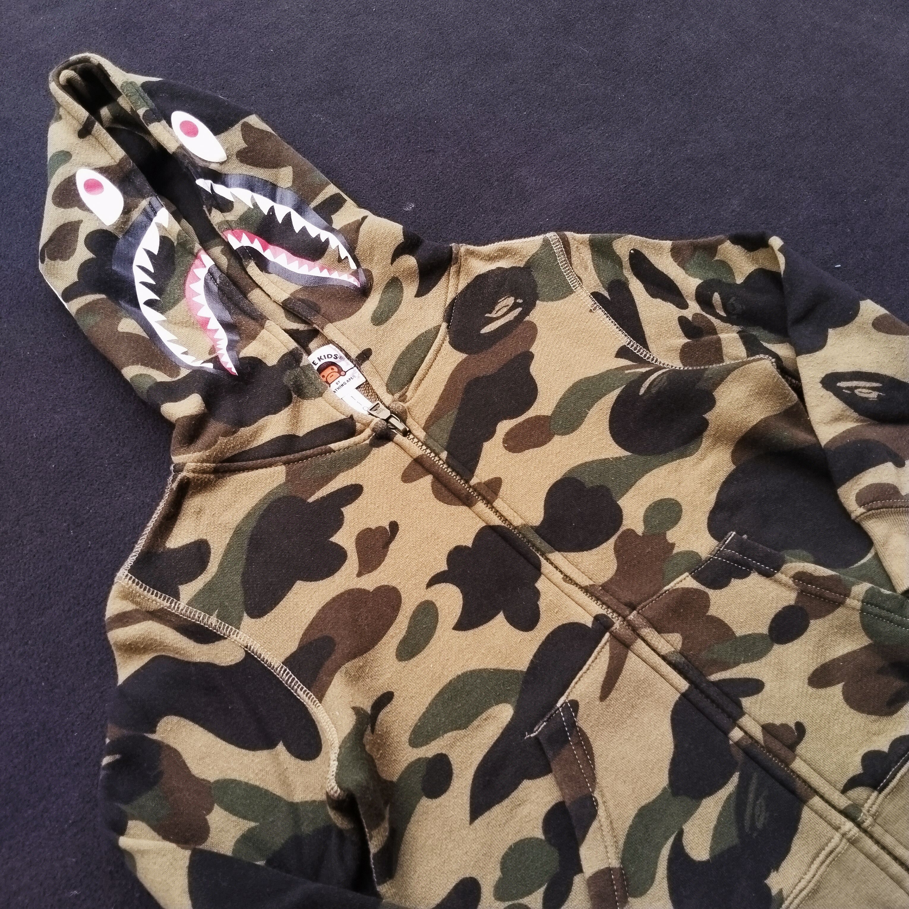 Bape Bape Kids Shark Camo Zip Hoodie Size ONE SIZE - 2 Thumbnail