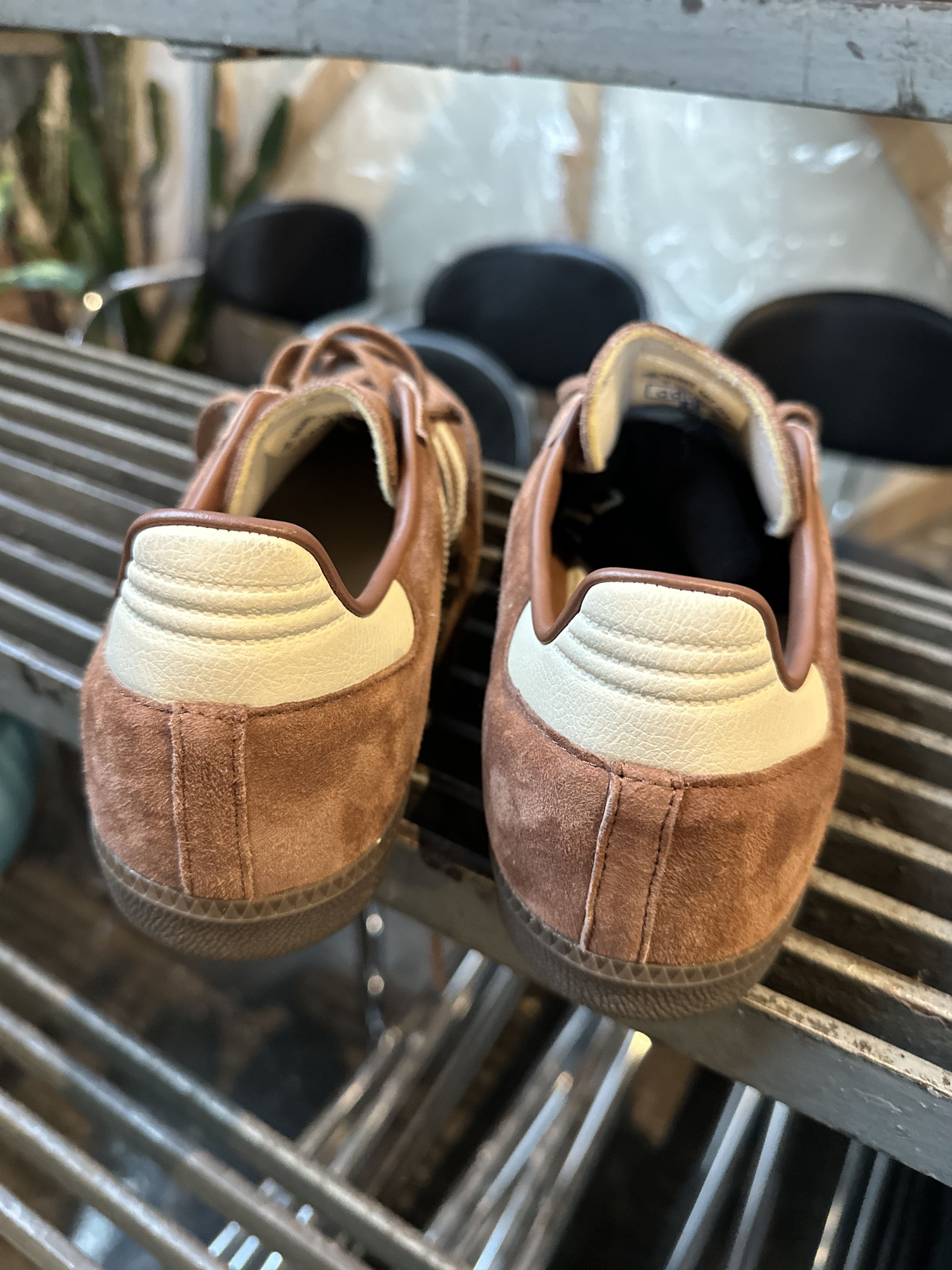 Adidas ADIDAS Samba Preloved Brown size 10.5 Size US 10.5 / EU 43-44 - 4 Thumbnail