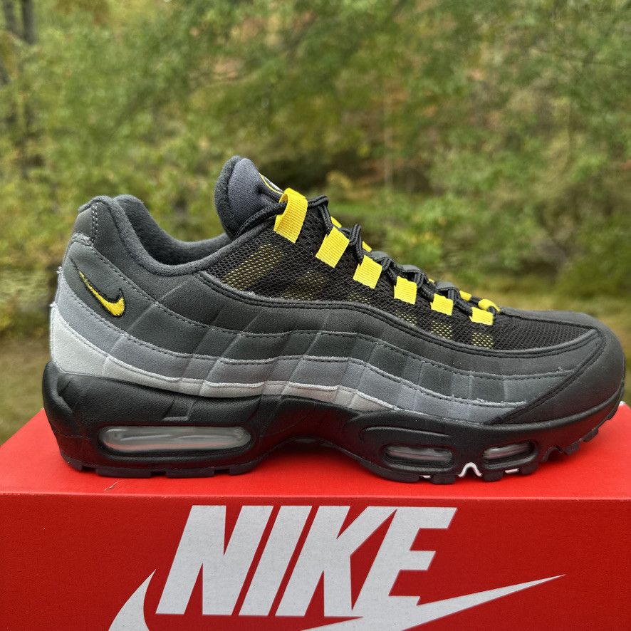 Nike Nike Air Max 95 Custom Tour Yellow - Yellow/Black Size 10 Size US 10 / EU 43 - 1 Thumbnail