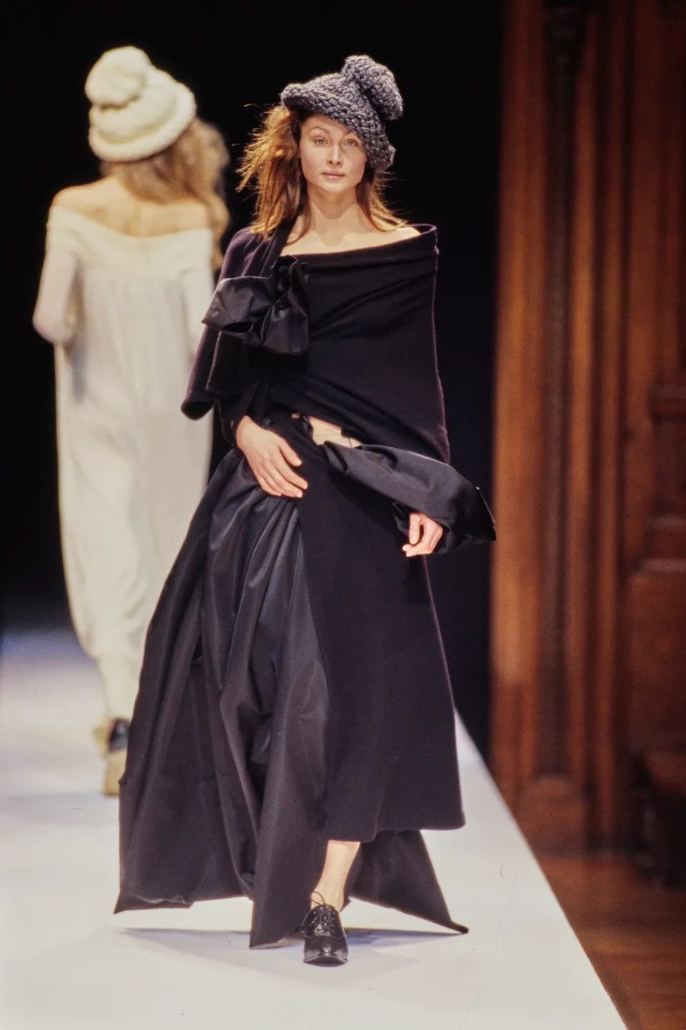 Yohji Yamamoto Vintage 90s Yohji Yamamoto asymmetric draped knit top Size S / US 4 / IT 40 - 11 Thumbnail