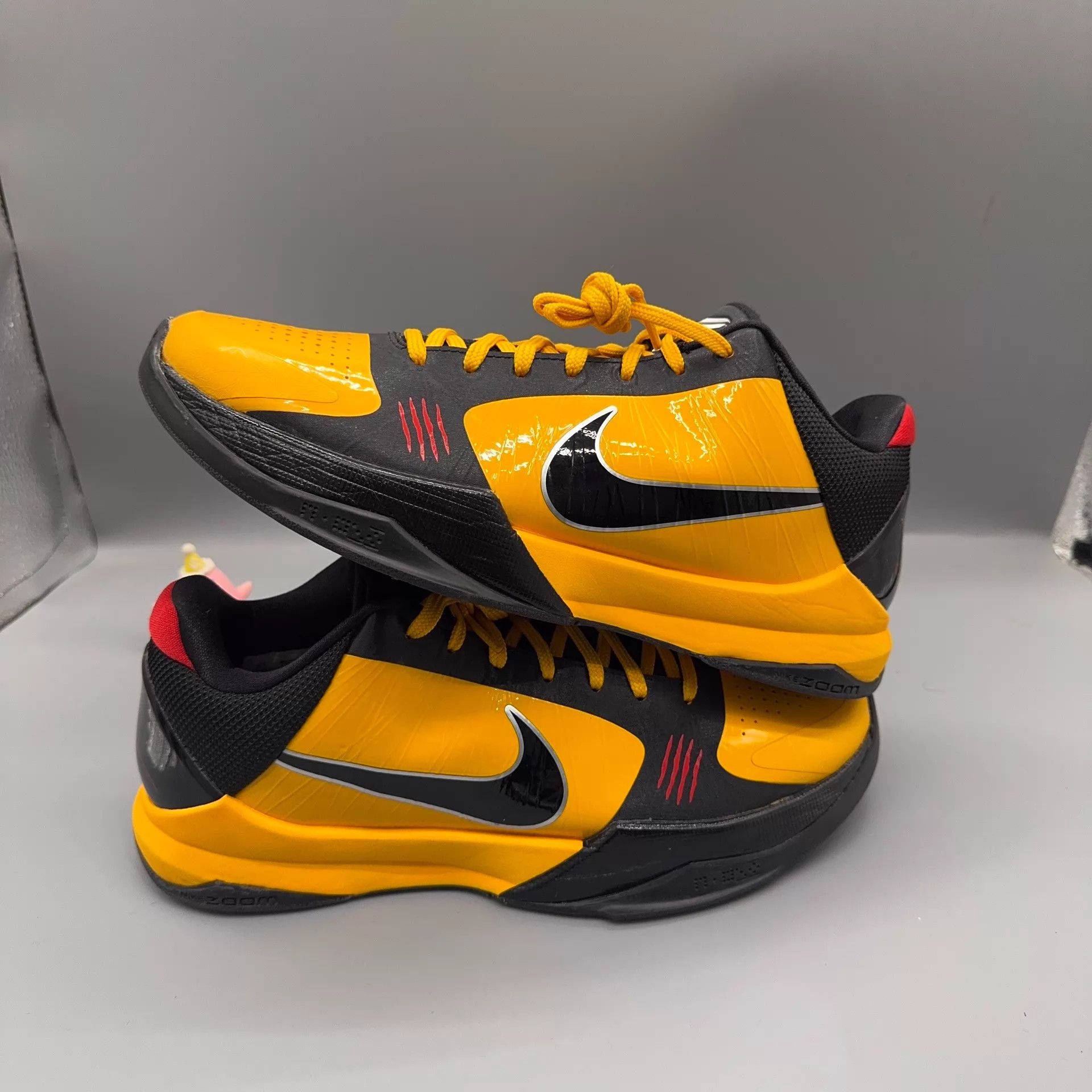 Nike Nike Kobe 5 Black/Yellow Dragon 42 Size US 9 / EU 42 - 6 Thumbnail