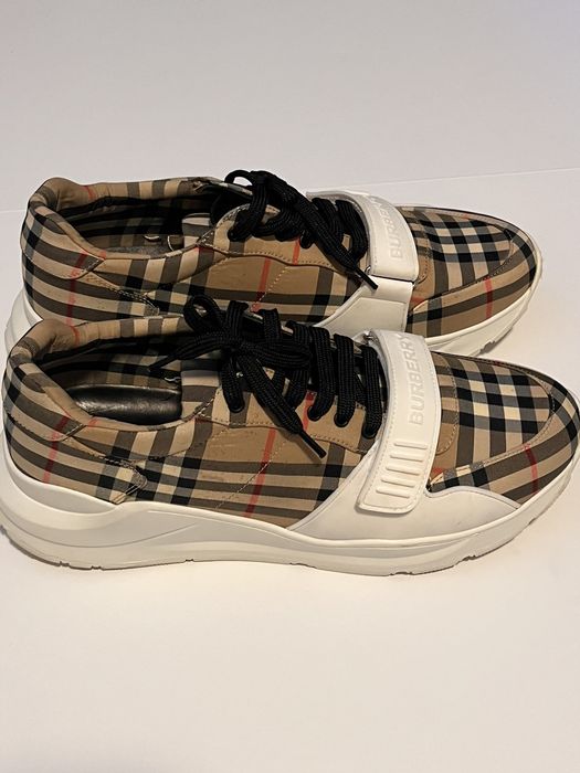 Burberry regis chunky on sale sneakers