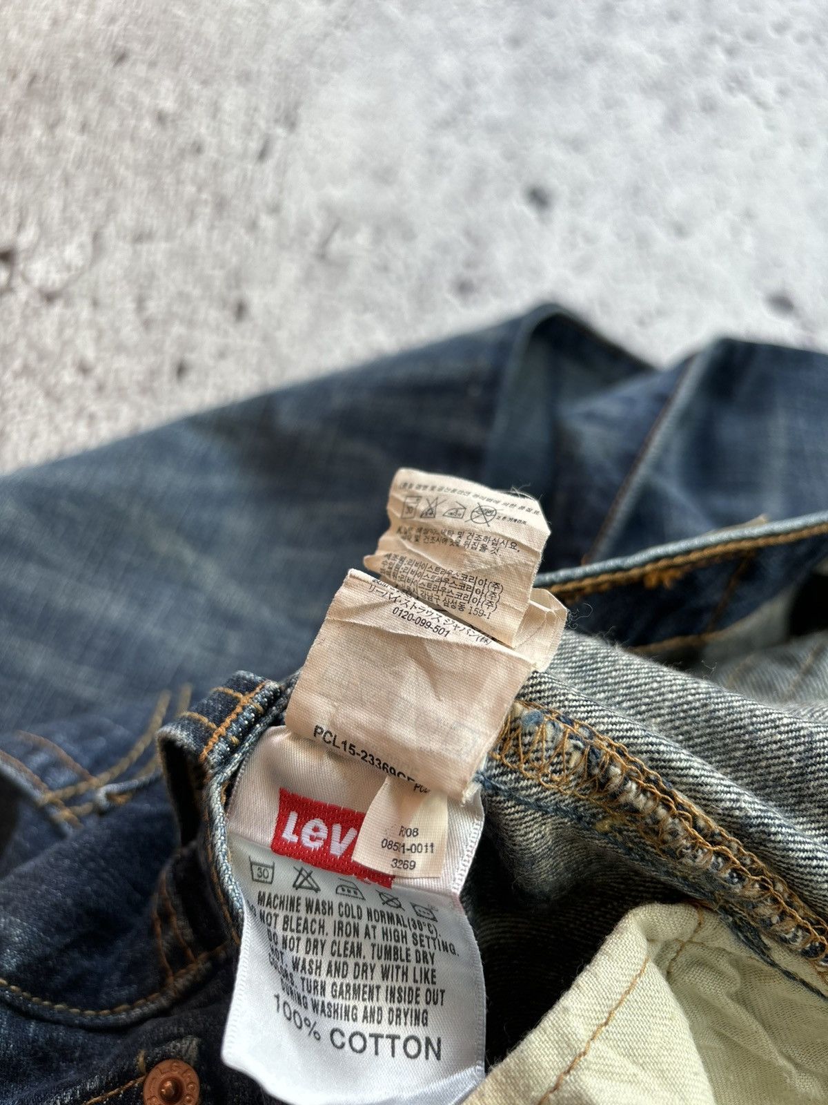Levi's Levis 501 Distressed Denim style Jeans Size US 28 / EU 44 - 13 Thumbnail
