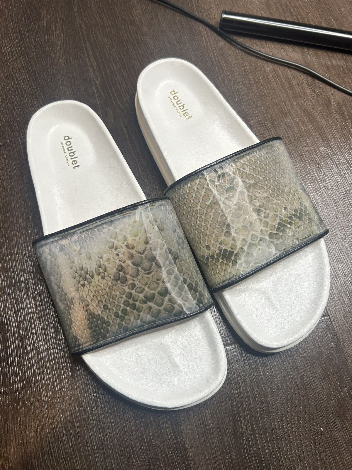 Doublet Doublet Lenticular Holographic Snakeskin Slides Size US 11 / EU 44 - 1 Thumbnail