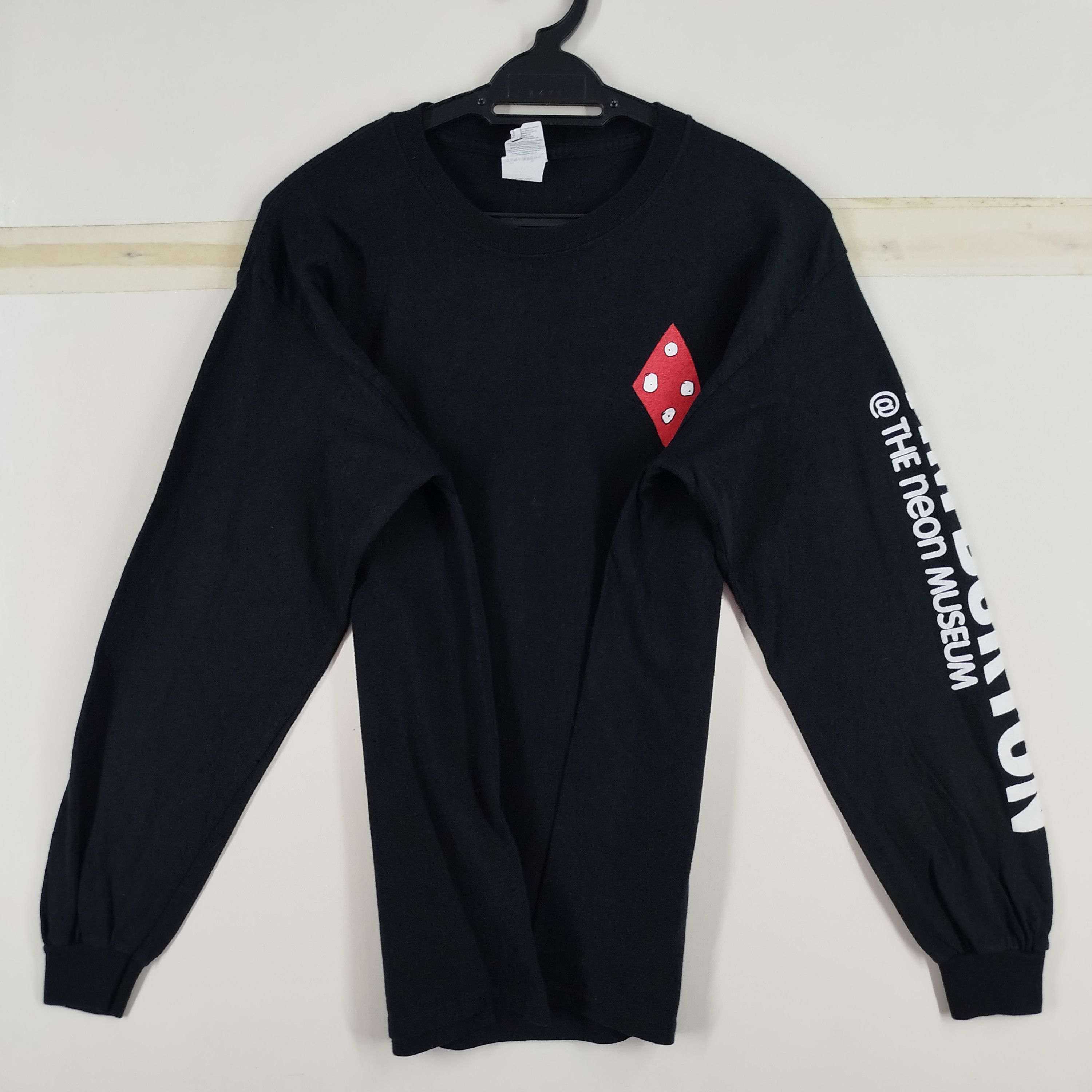 Other Tim Burton The Neon Museum Backhit Big Spell Out At Sleeve Size US M / EU 48-50 / 2 - 8 Thumbnail