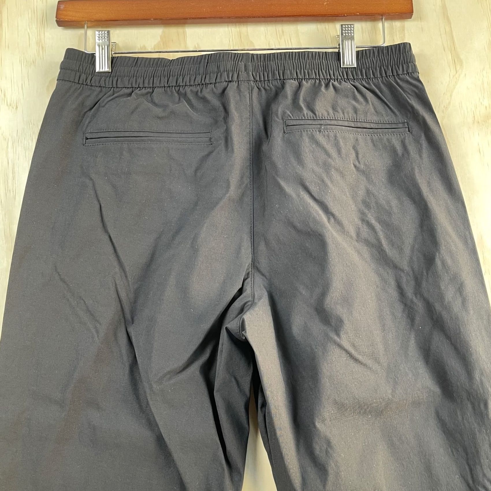 Gap Gap Jogger Pants Mens Medium Black Elastic Waist Drawstring Straight Leg Casual Size US 31 - 3 Thumbnail