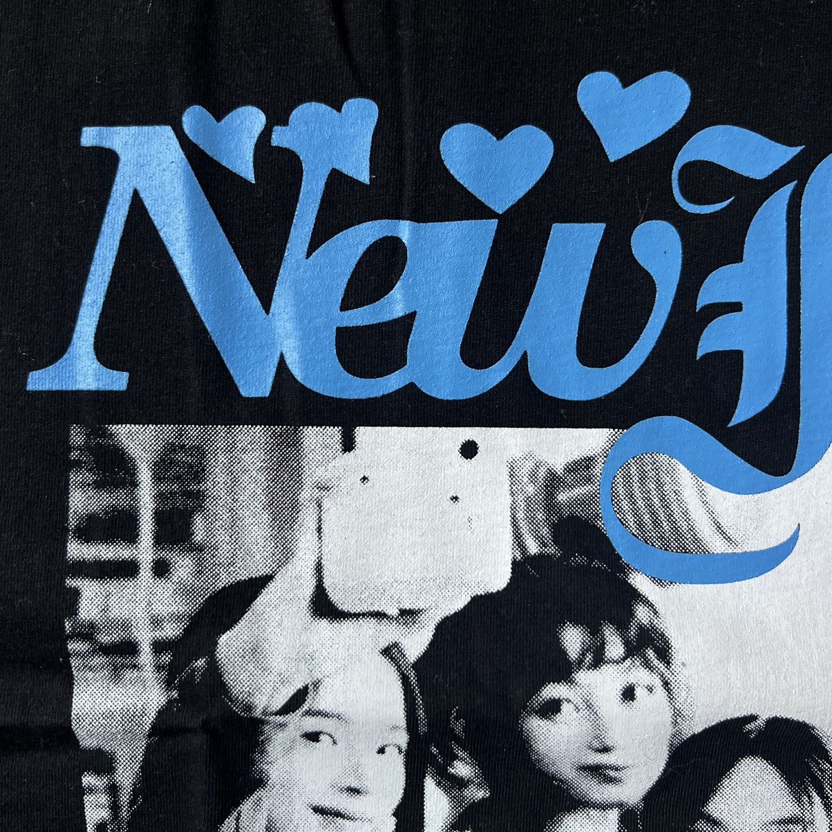Band Tees 🐰Bunnies🐰 Nwjns lollapaloozaa x newjeans girl group kpop Size US XL / EU 56 / 4 - 5 Thumbnail