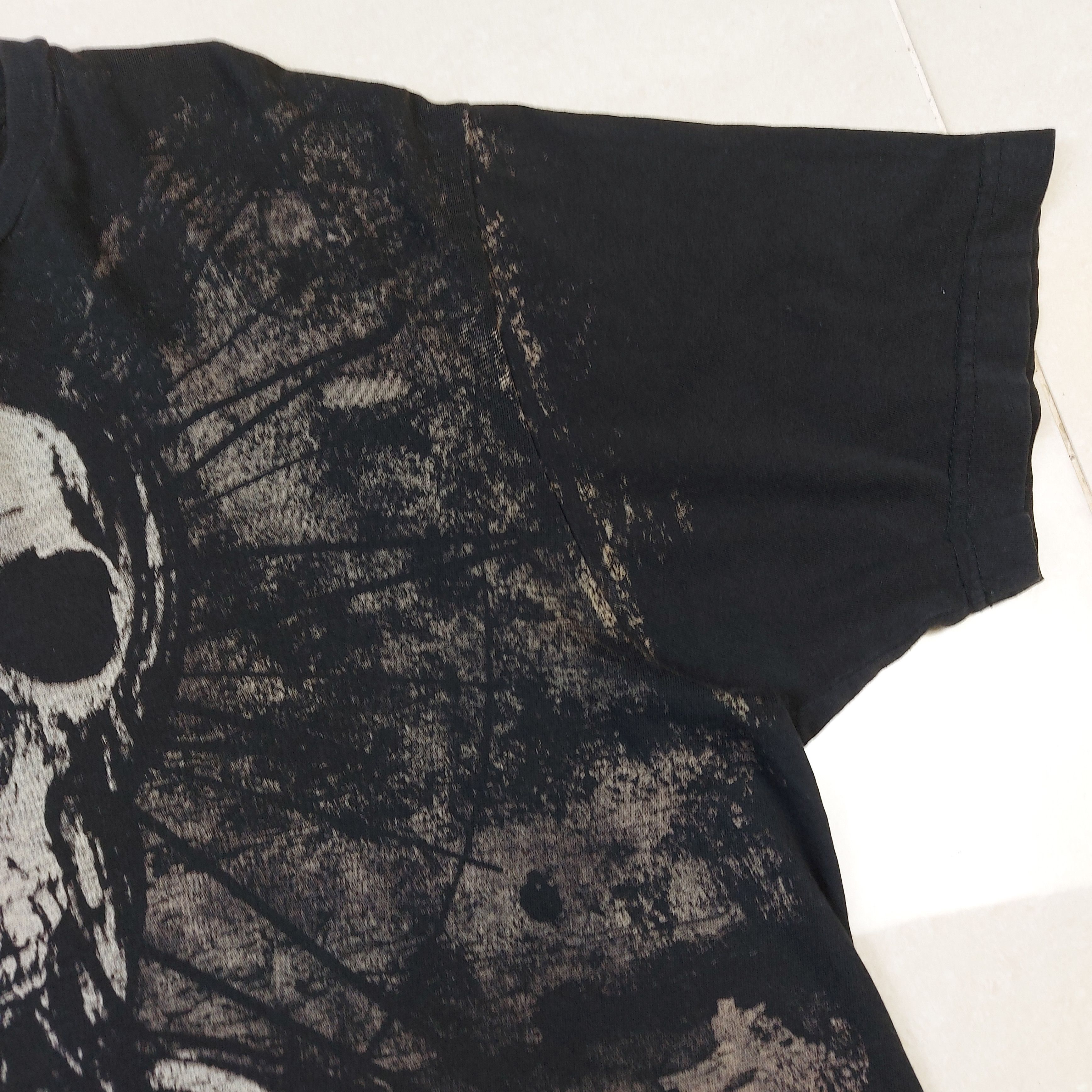 Band Tees All That Remains Band Skull Priest Mega Print Metal TEE Size US L / EU 52-54 / 3 - 5 Thumbnail