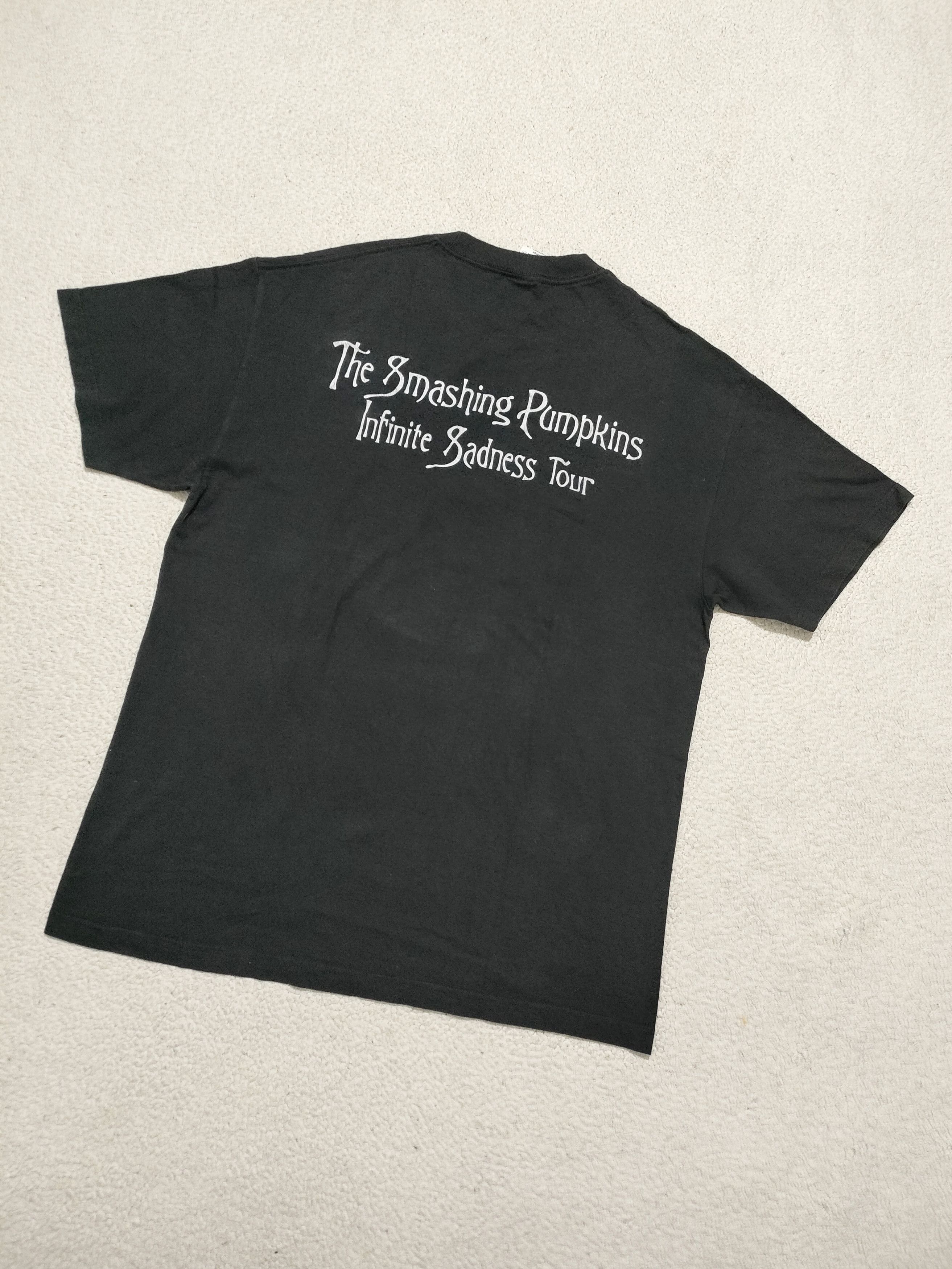 Band Tees 90s THE SMASHING PUMPKINS Infinite Sadness Tour 1993 Tee Size US XL / EU 56 / 4 - 11 Thumbnail