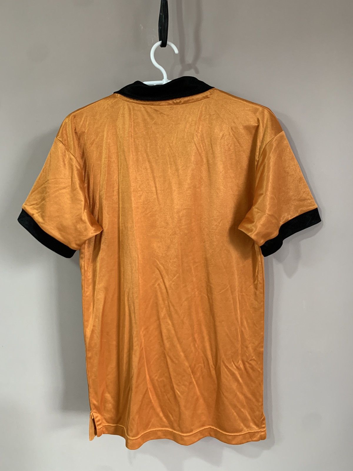 Vintage Wolverhampton Home Football Shirt Retro Score Draw Soccer S Size US S / EU 44-46 / 1 - 2 Thumbnail
