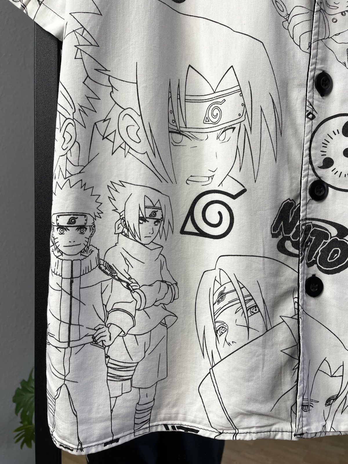 Japanese Brand × Vintage Vintage 2002 Naruto Graphic Tee Y2K T-Shirt Size US S / EU 44-46 / 1 - 5 Thumbnail
