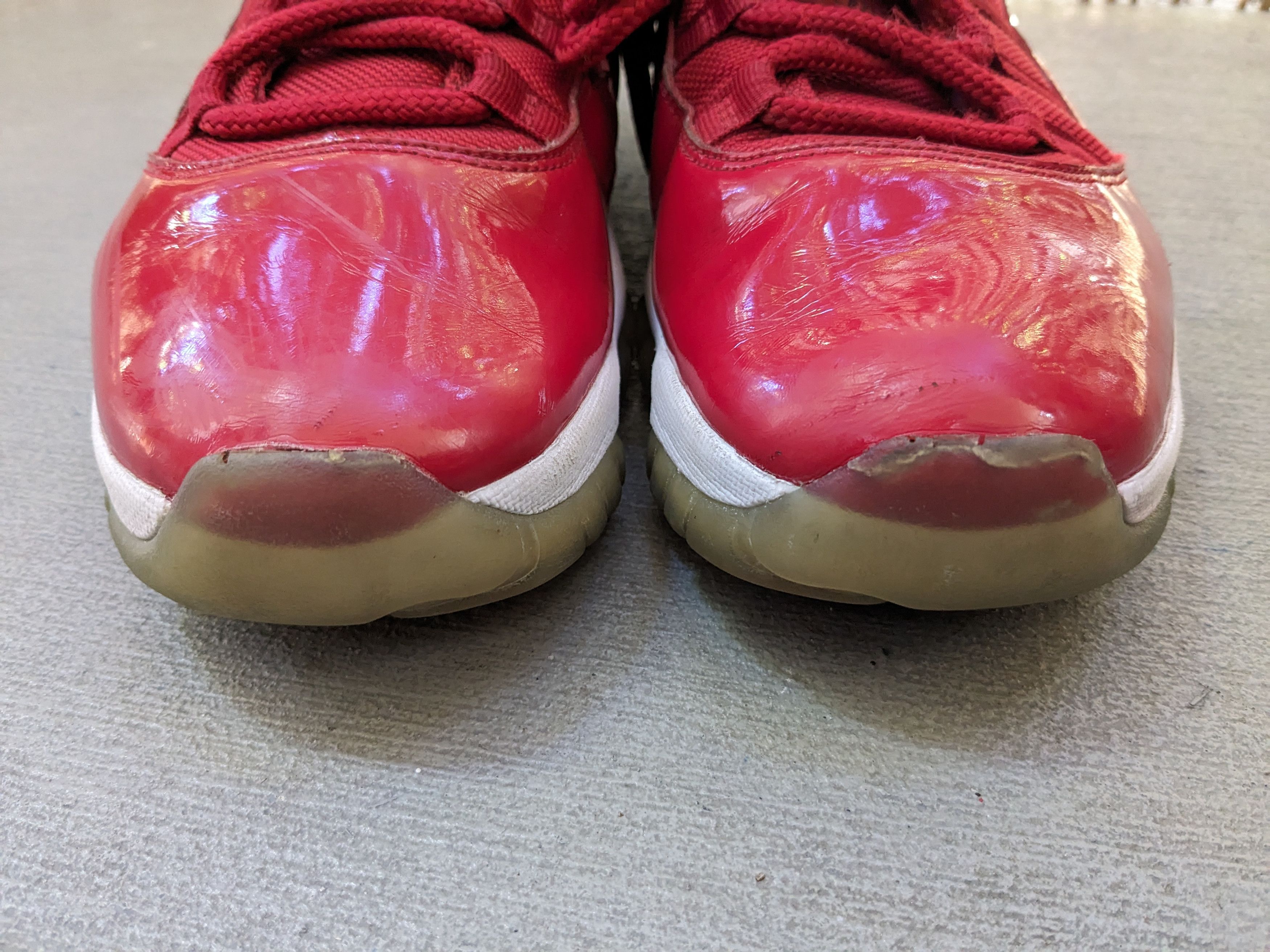 Jordan Brand Nike Air Jordan 11 Retro Win Like 96 Size 11 Red White Size US 11 / EU 44 - 2 Thumbnail