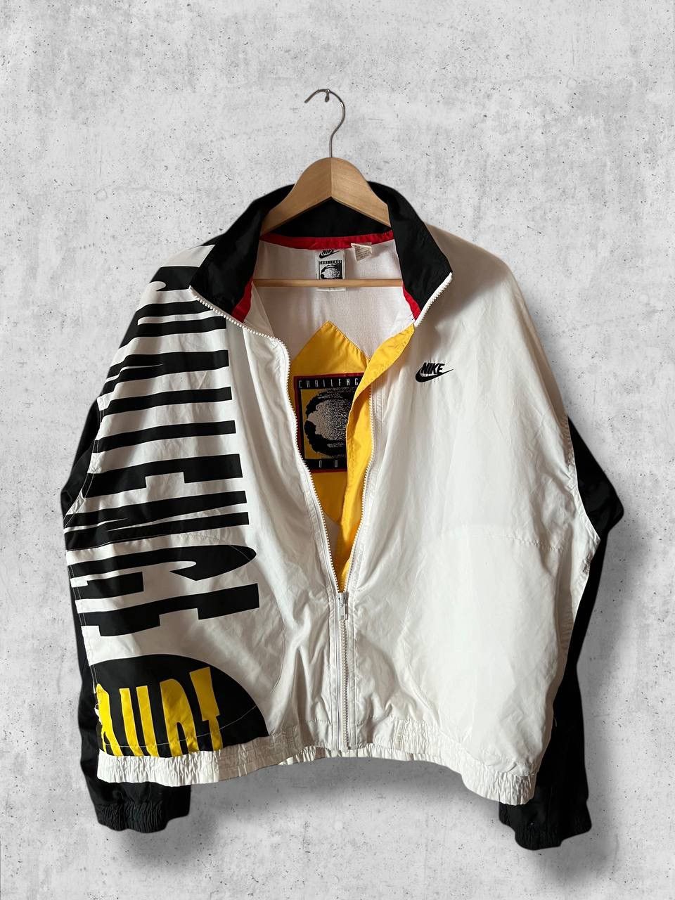 Vintage Nike Track Jacket Challenge Court nylon logo swoosh retro Size US M / EU 48-50 / 2 - 2 Thumbnail
