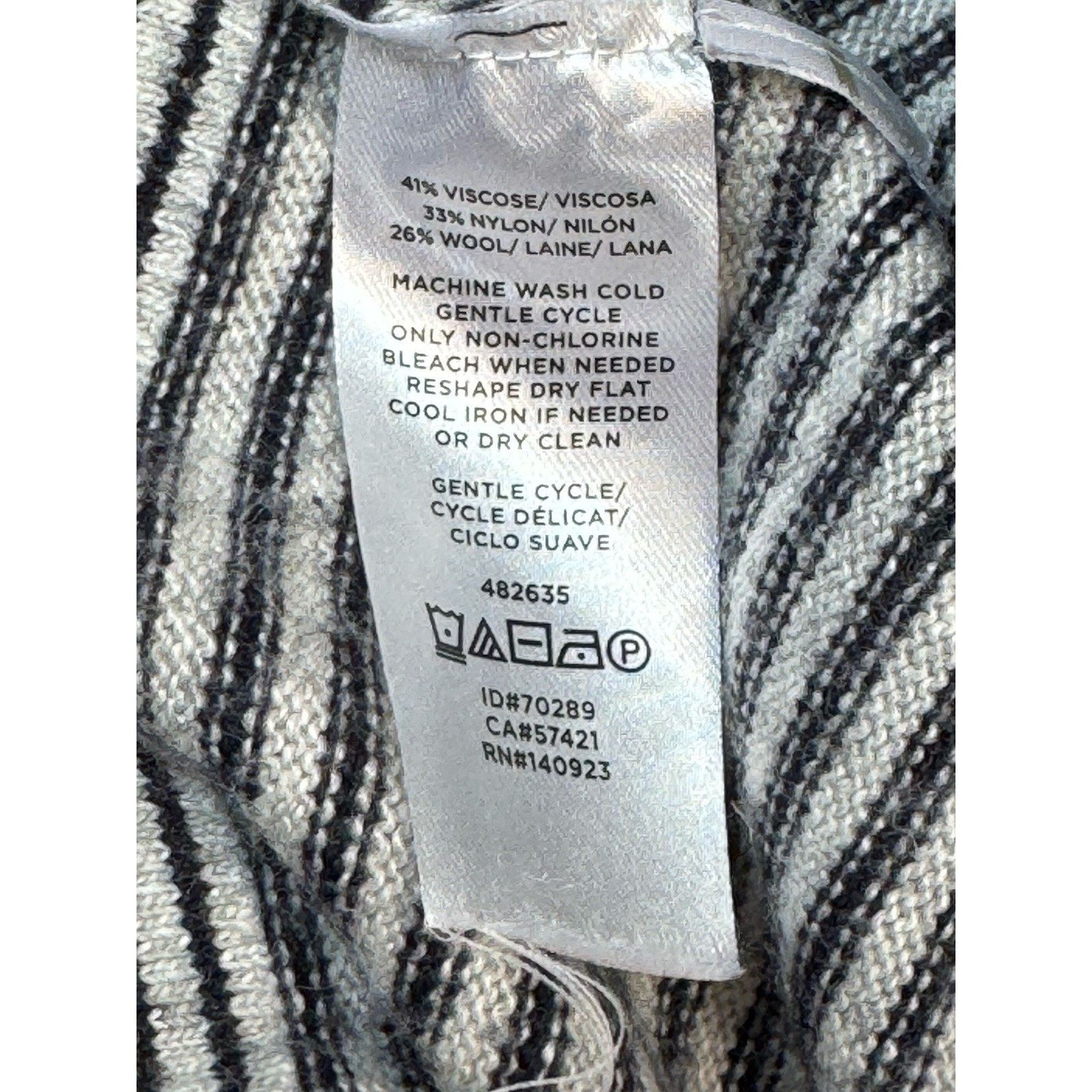 Ann Taylor Ann Taylor LOFT Striped Sweater Womens Size S Gray Black Size S / US 4 / IT 40 - 7 Thumbnail