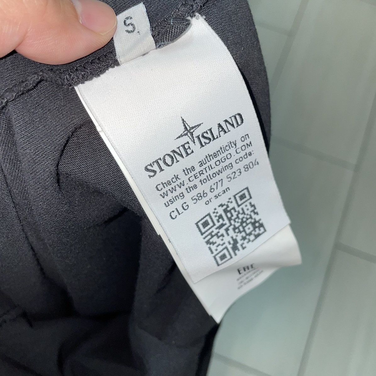 Stone Island Stone Island Digital Logo T-shirt Size US S / EU 44-46 / 1 - 4 Thumbnail