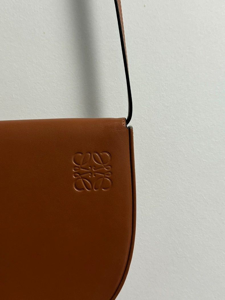 Loewe loewe Horseshoe bag 2503-Nextarrow Size ONE SIZE - 2 Thumbnail
