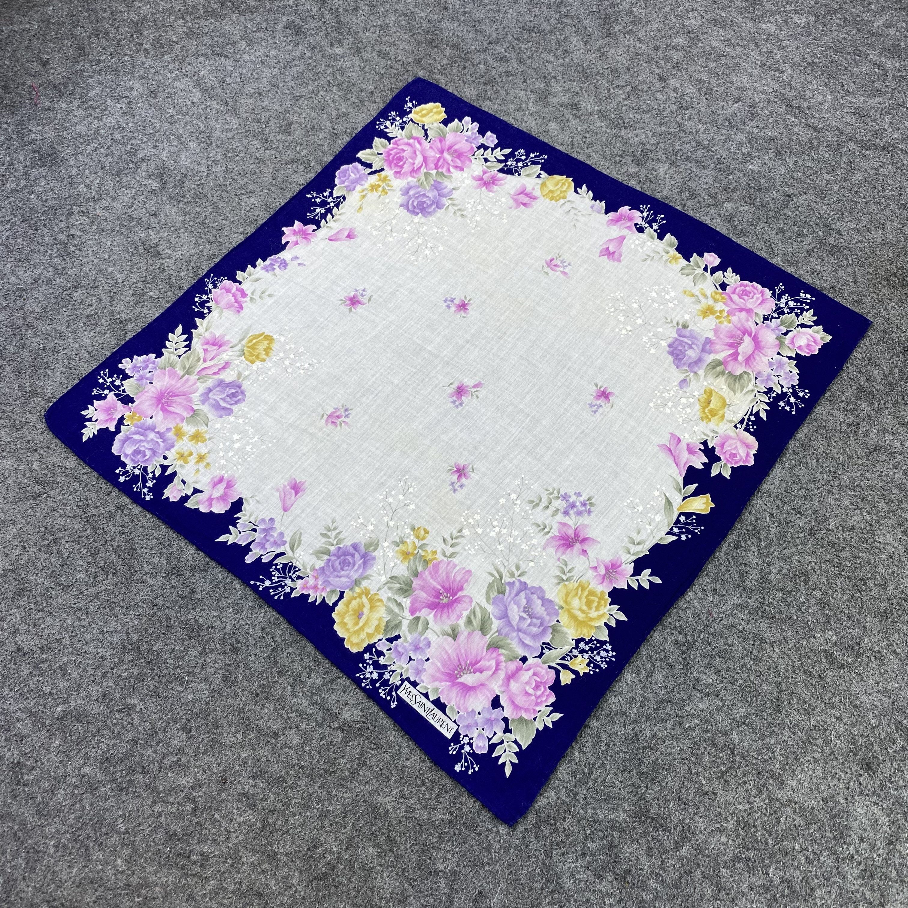 Yves Saint Laurent Yves Saint Laurent Handkerchief Neckerchief Bandana-B2030 Size ONE SIZE - 4 Thumbnail