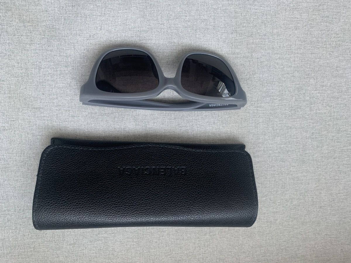 Balenciaga Balenciaga Sunglasses (Made in Italy) Size ONE SIZE - 5 Thumbnail